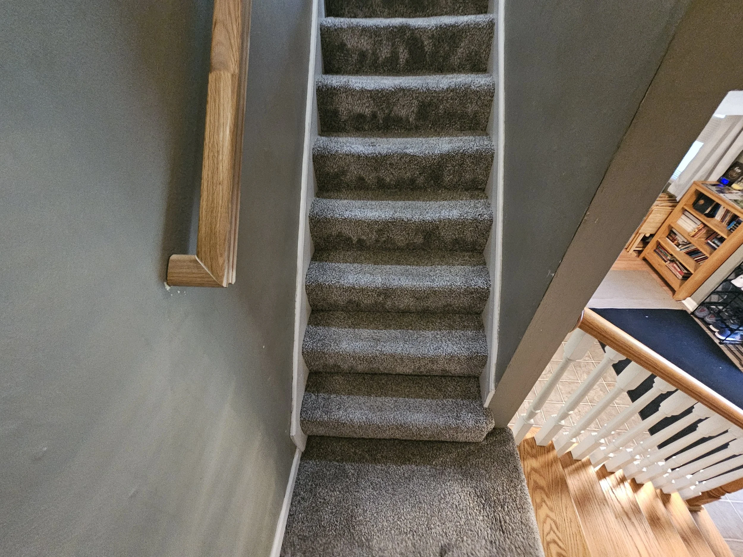 Entryway Stairs 1.jpg