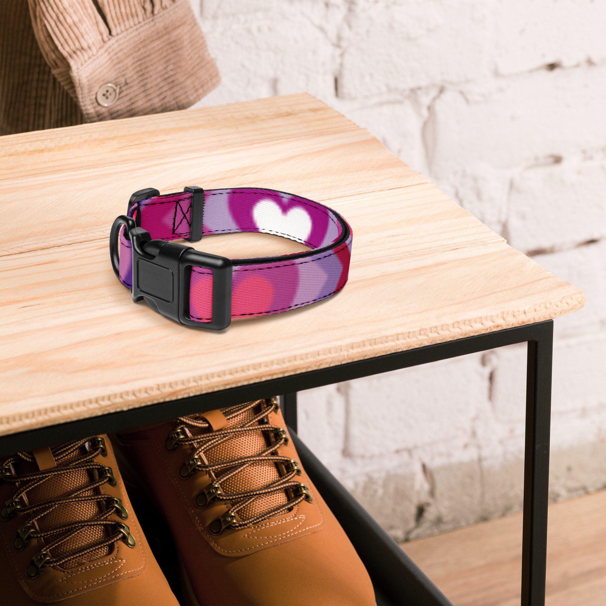 pet-collar-white-m-front-66fe23086936e.jpg