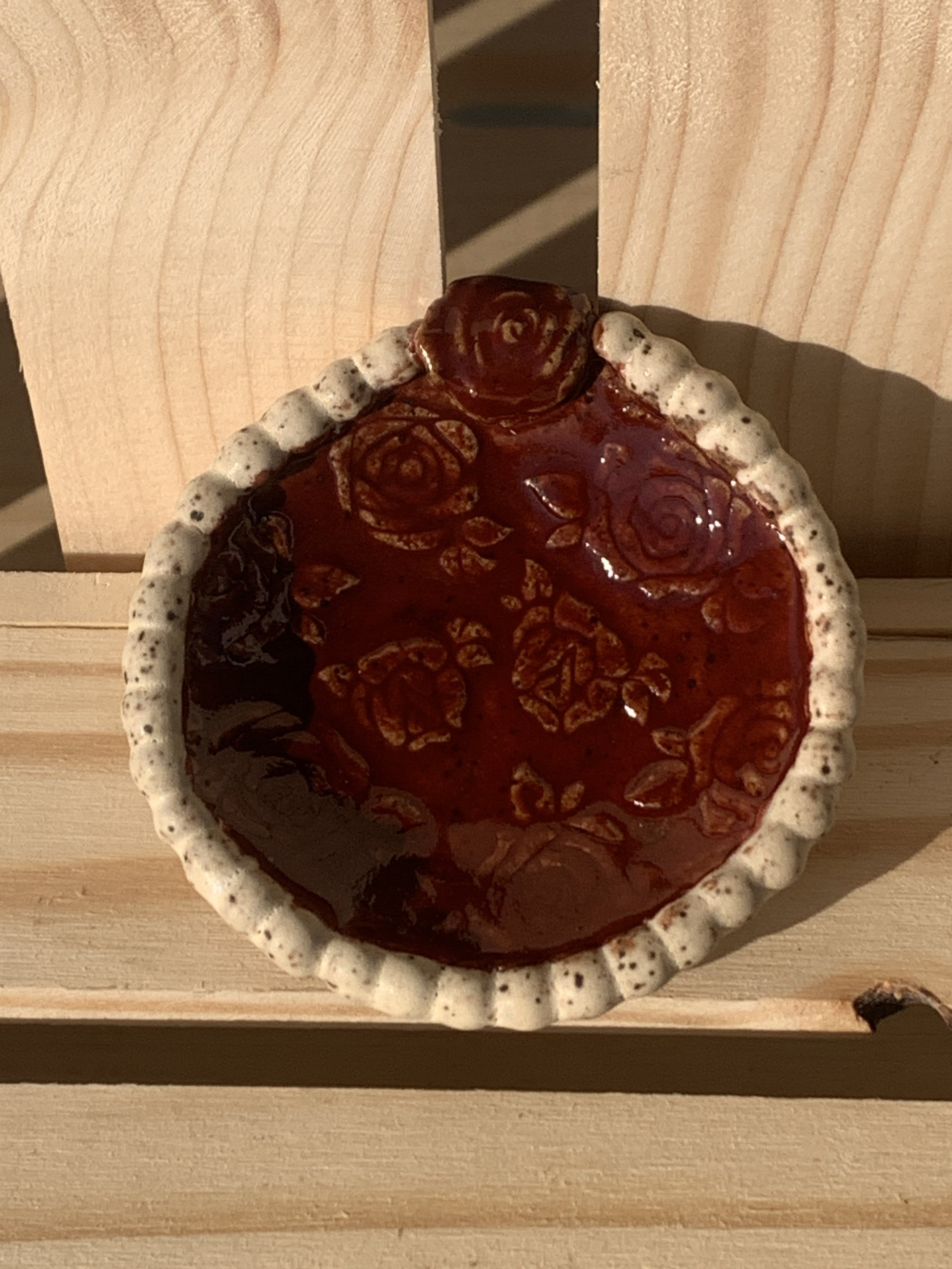 Warm Red Roses Ring Dish