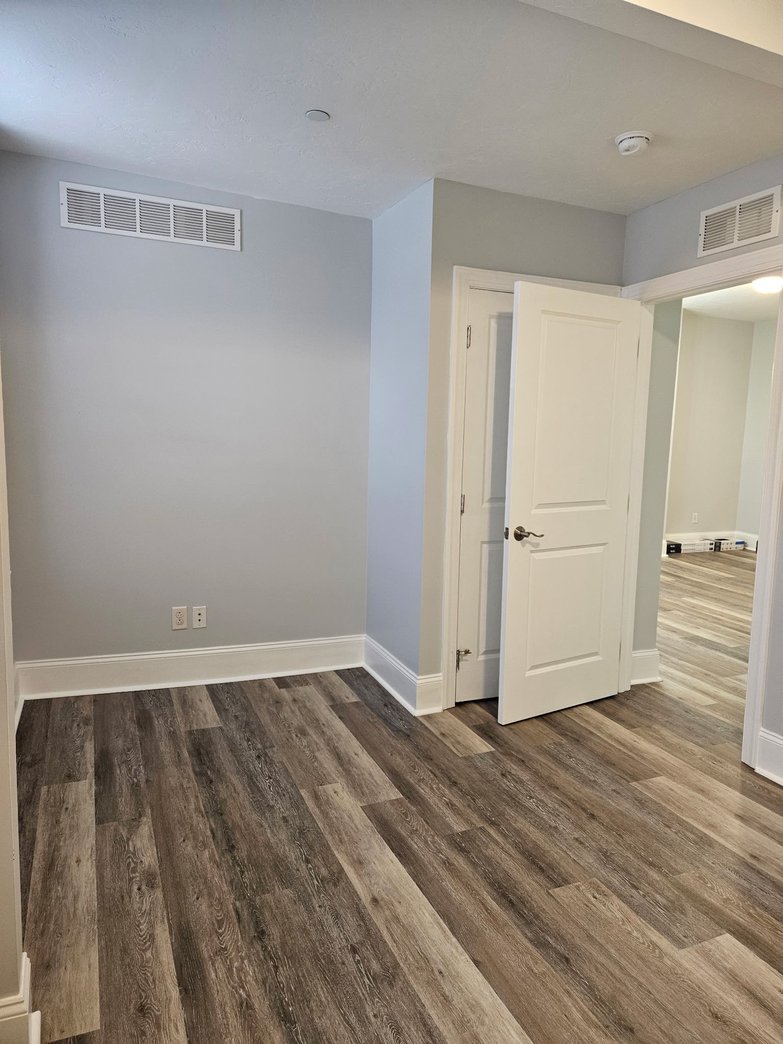 2026-02-13 Larger Unit 2 Interior - Social Club (6).jpg