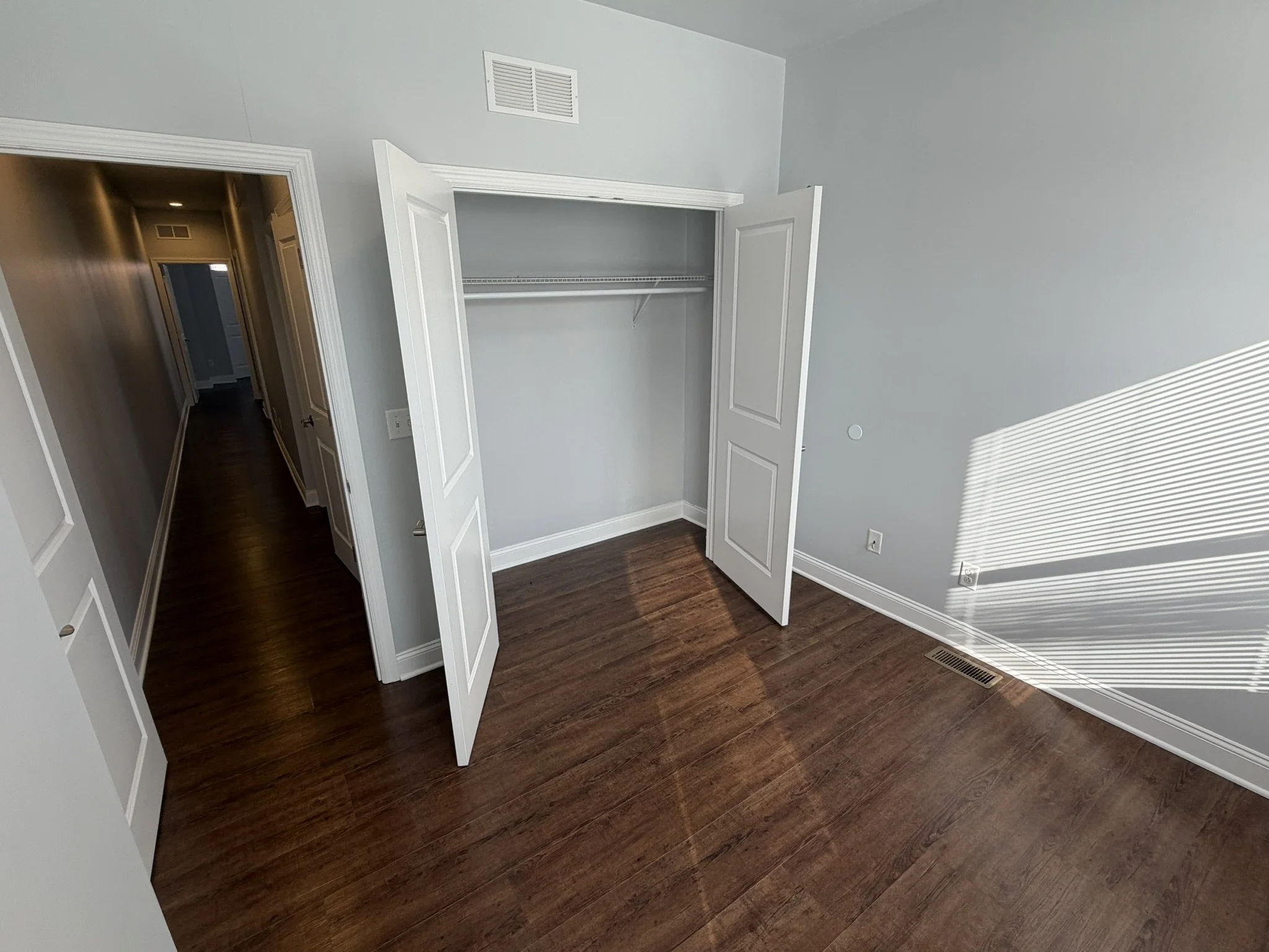 2026-02-09 Interior - Center St Townhomes  (10).JPEG