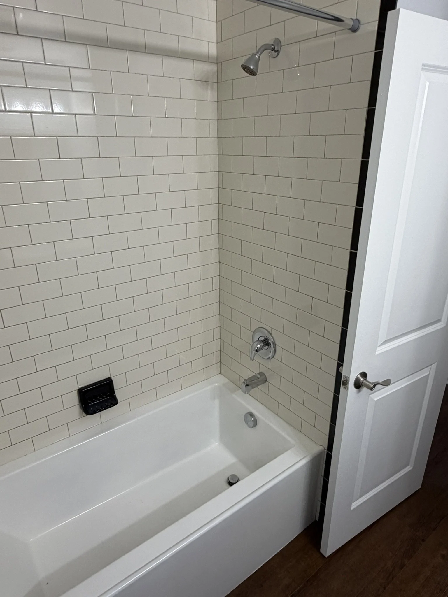 2026-02-09 Interior - Center St Townhomes  (4).JPEG