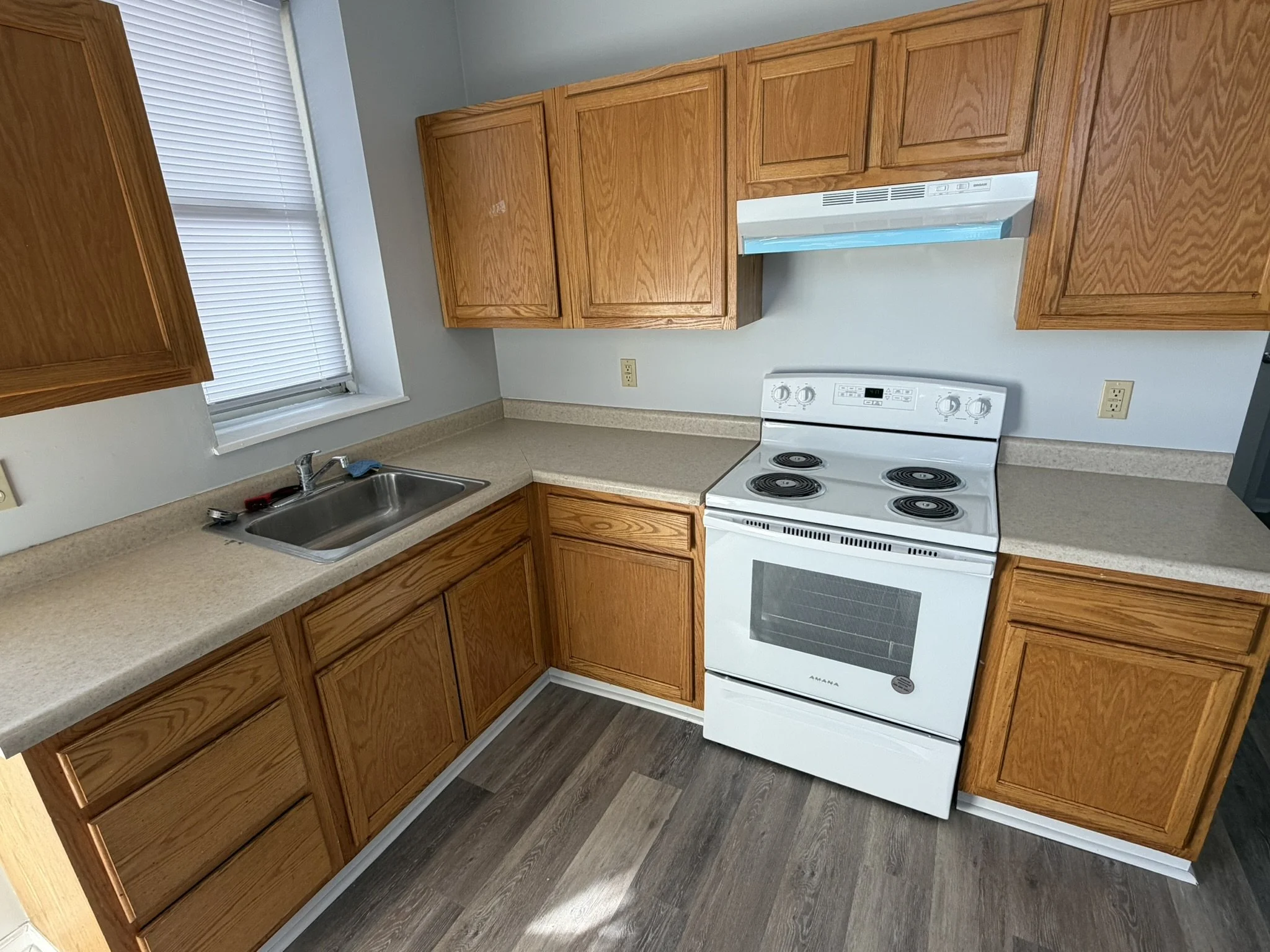 2026-02-09 Interior - 216 Bessemer Unit 1 (8).JPEG