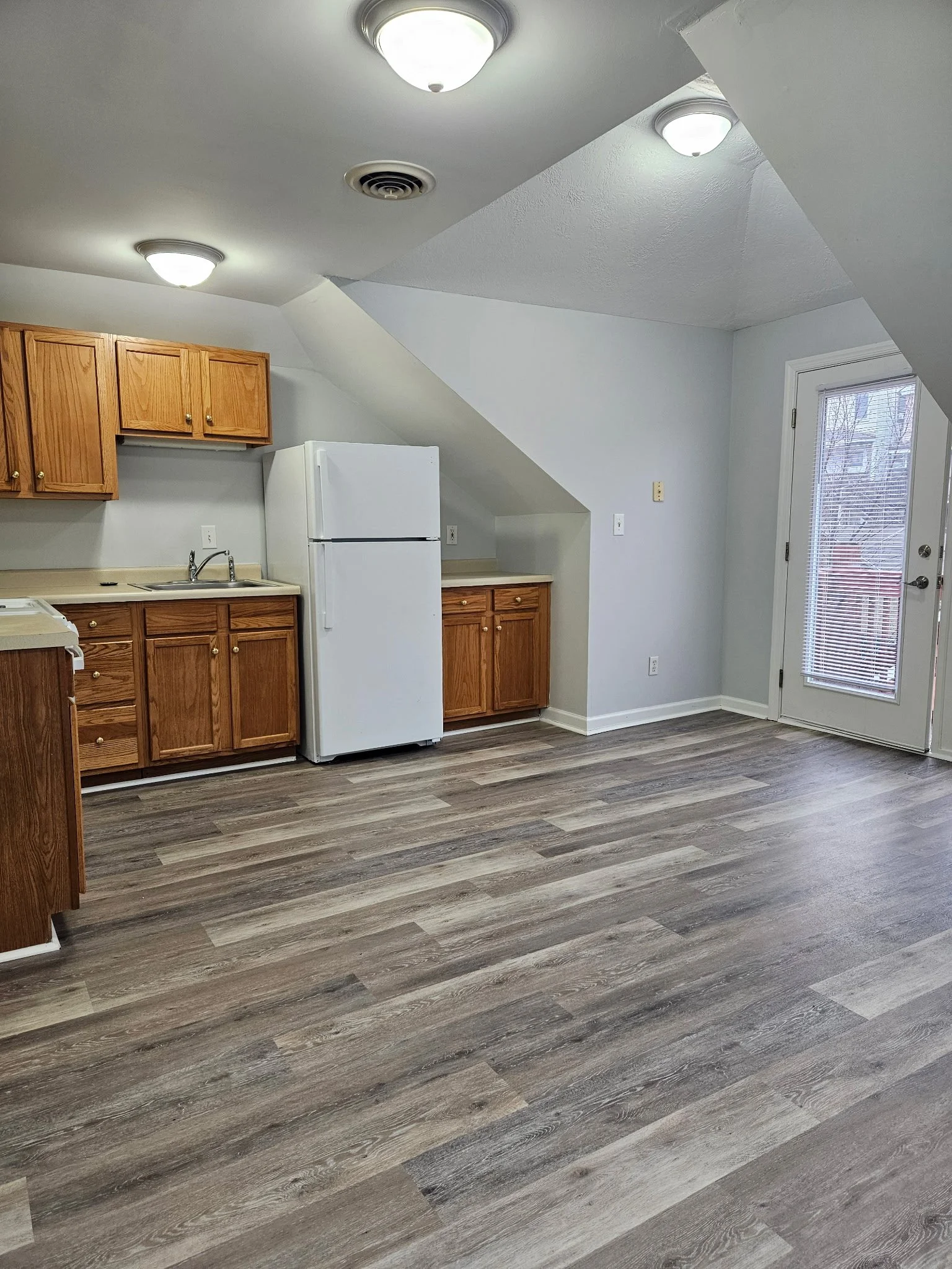 2026-02-16 Interior - 235 Hawkins Unit C (4).jpg