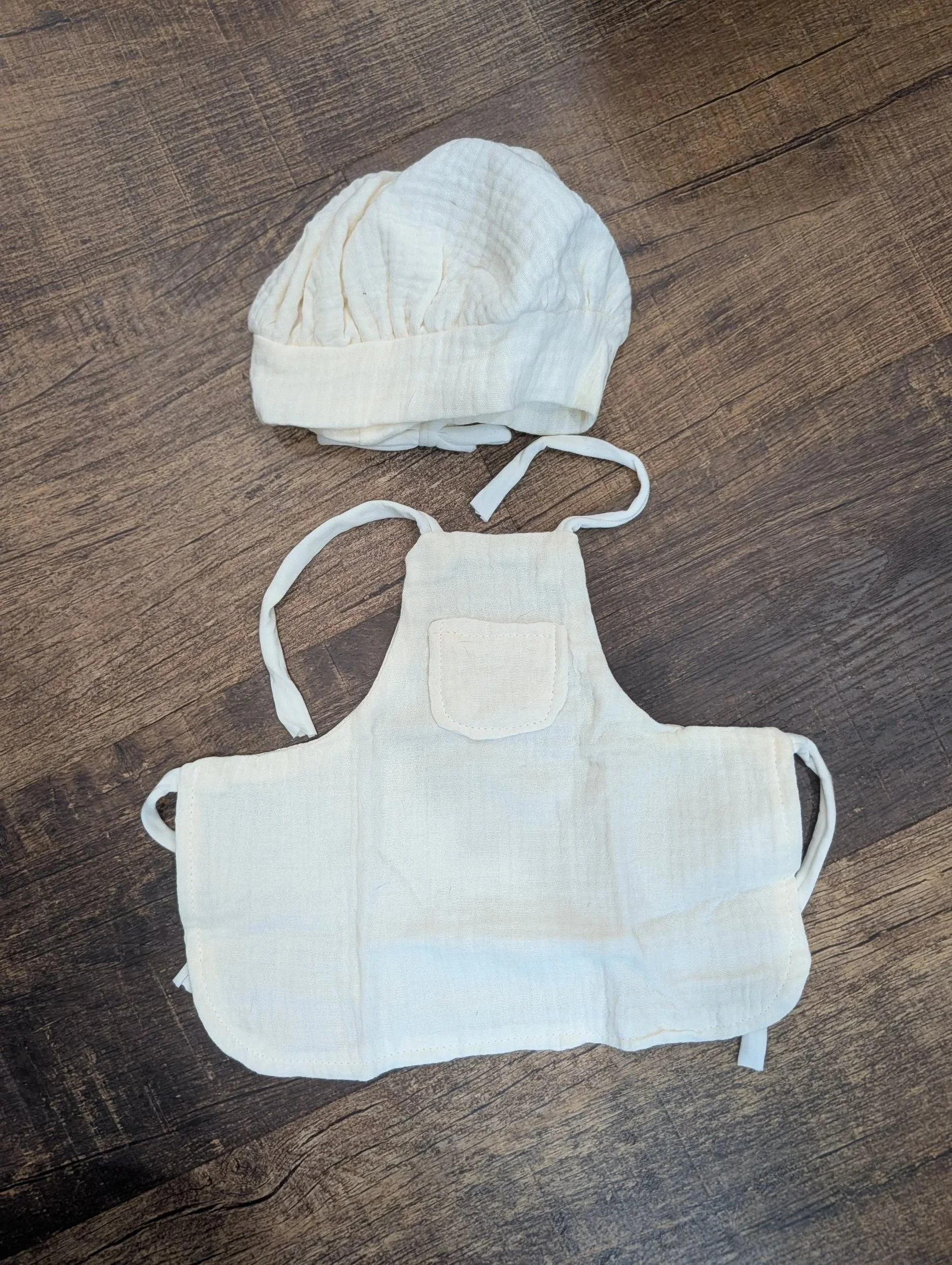 Newborn Chefs Outfit *$15*