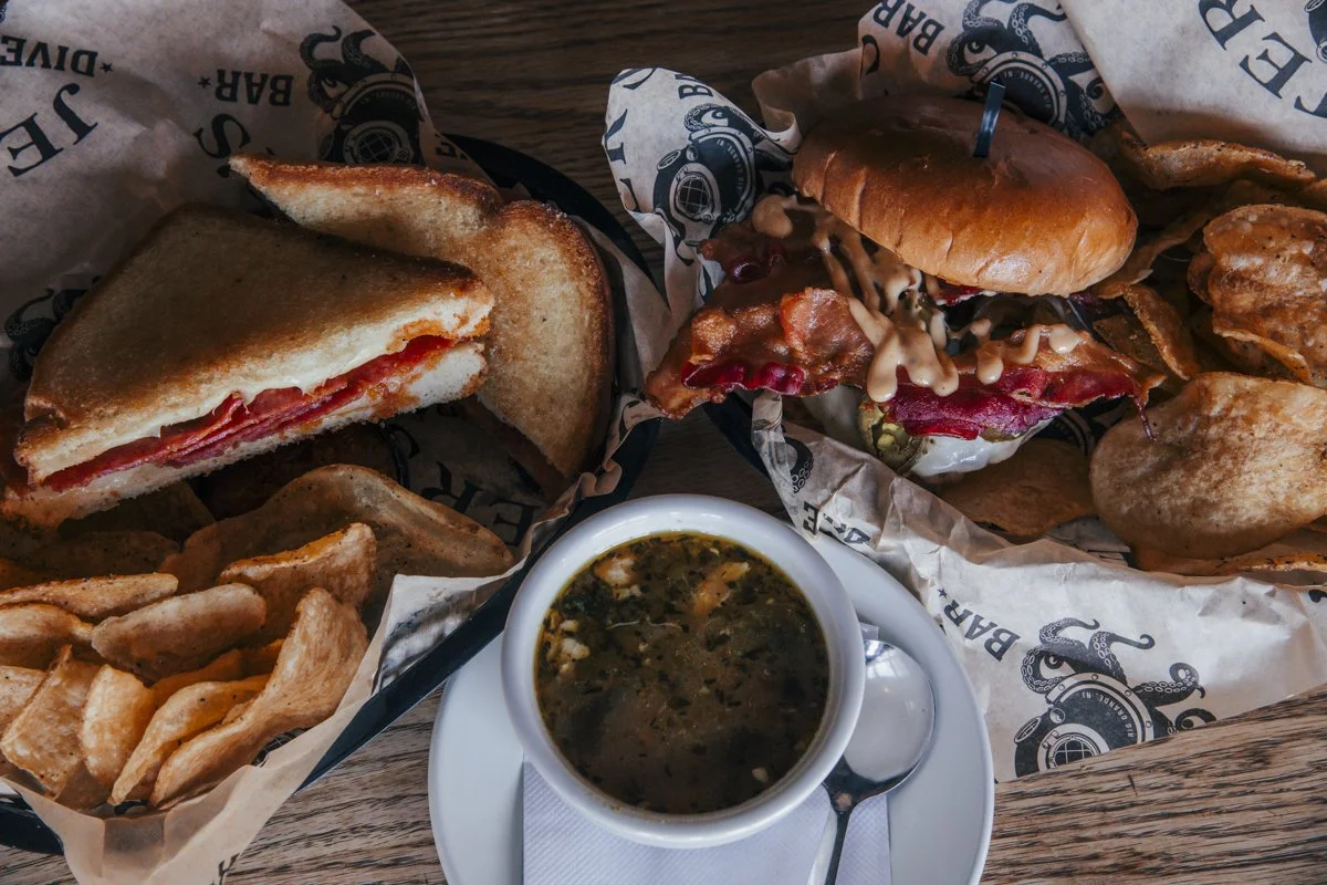 Lunch Specials 3-20 (3).jpg