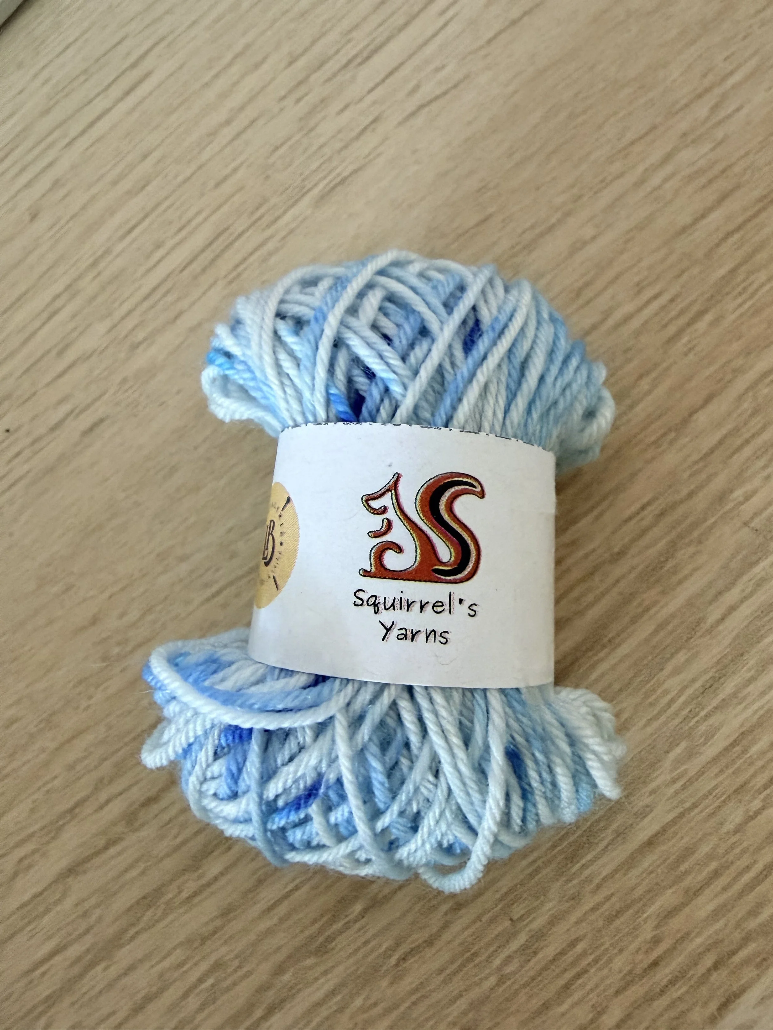 Bleu ciel - Squirrell's yarns