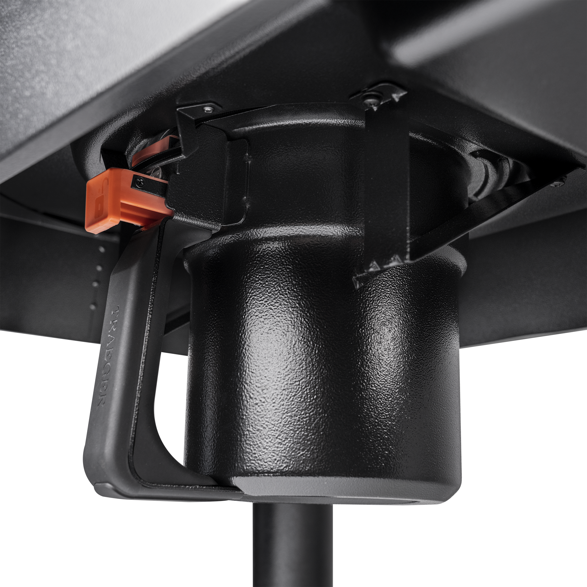 TFB93RLG_IronwoodXL_CloseUp_GreaseAndAshKeg_9410_WEB.png