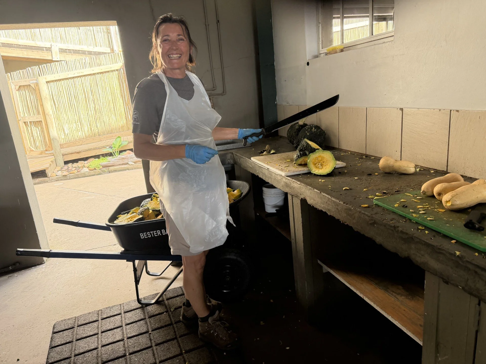 anjo fruit snijden.jpg