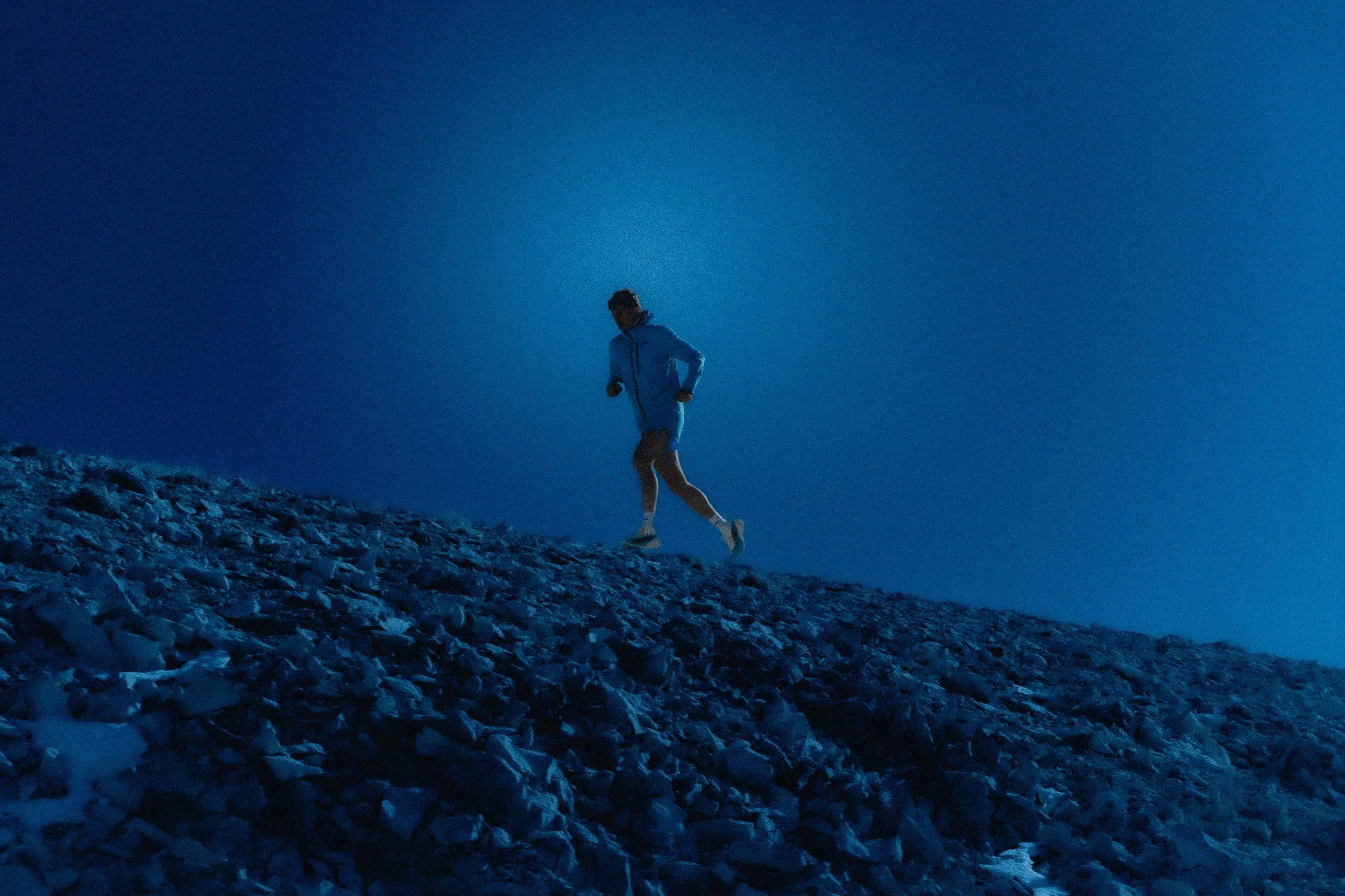 Brooks Blue Thunder-23.jpg