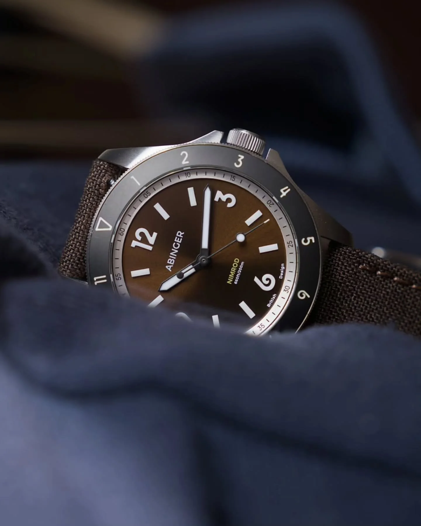 The Ardent Fell NIMROD on its included Cordura/Lorica lined strap. 

An autumnal colour range wasn't intended for the range but as it's Fall, we will pretend it is.

#AutumnWatchWeek @hendersonshorology