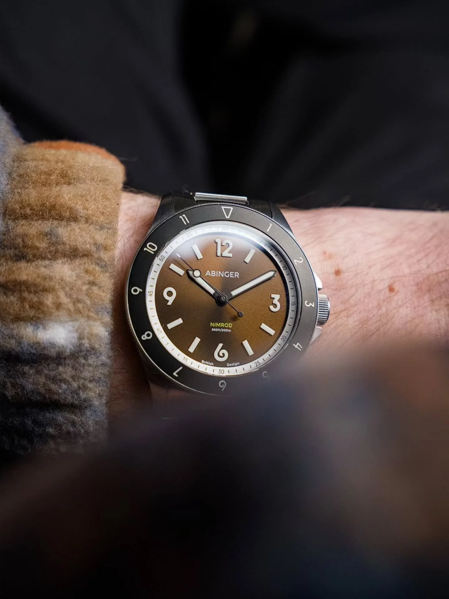 The Nimrod Ardent Fell 

Bringing those rich earthy tones of the more isolated landscapes of the UK on to your wrist. Whether you're navigating a ridge line or just grabbing a coffee in the cold.

Paired with a 12 hour bezel for your timezone changes