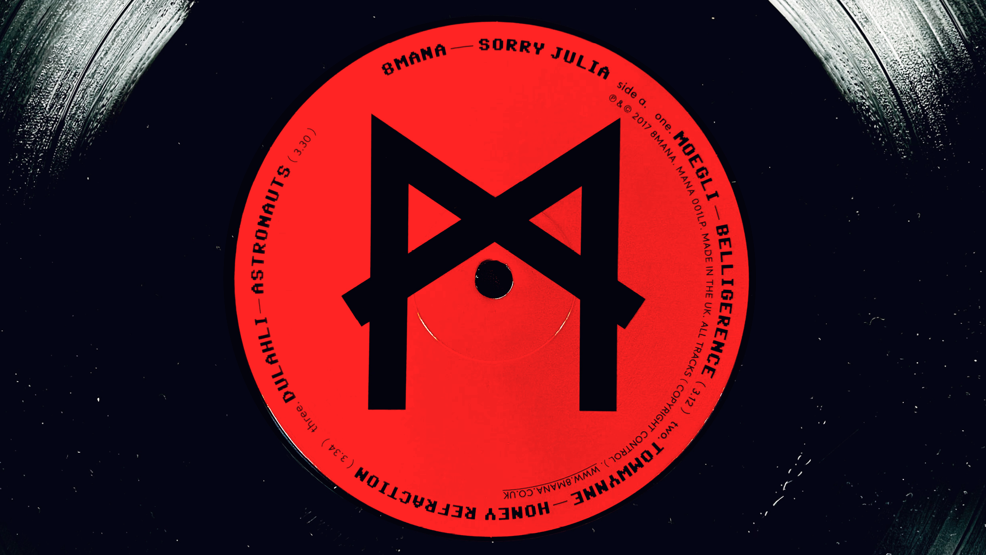 [ ∆ ] "M" side
The Mannaz rune (ᛗ) is the twentieth symbol in the Elder Futhark. Its name means "man" or "humanity," representing mankind, the self, intelligence, and the social bonds that connect people in a community. 