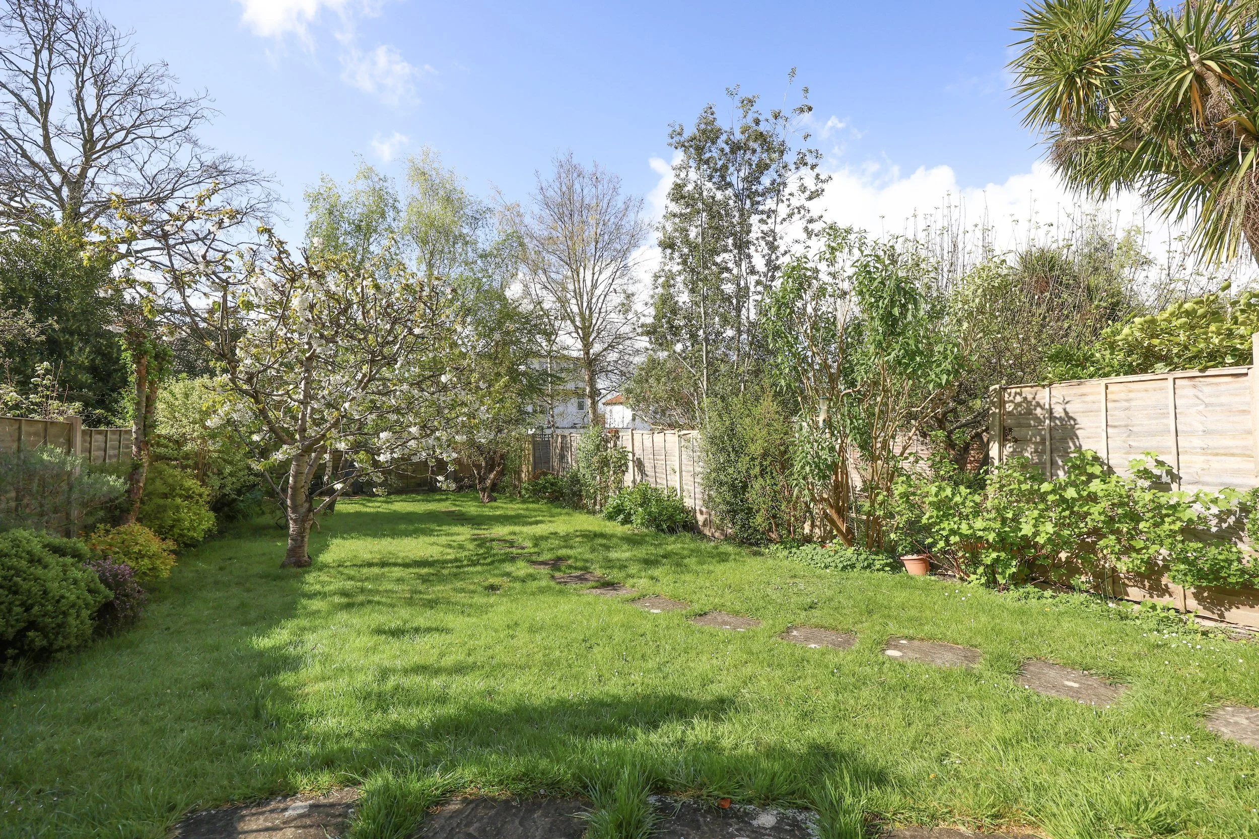 3-40 Kelston Road 14.jpg