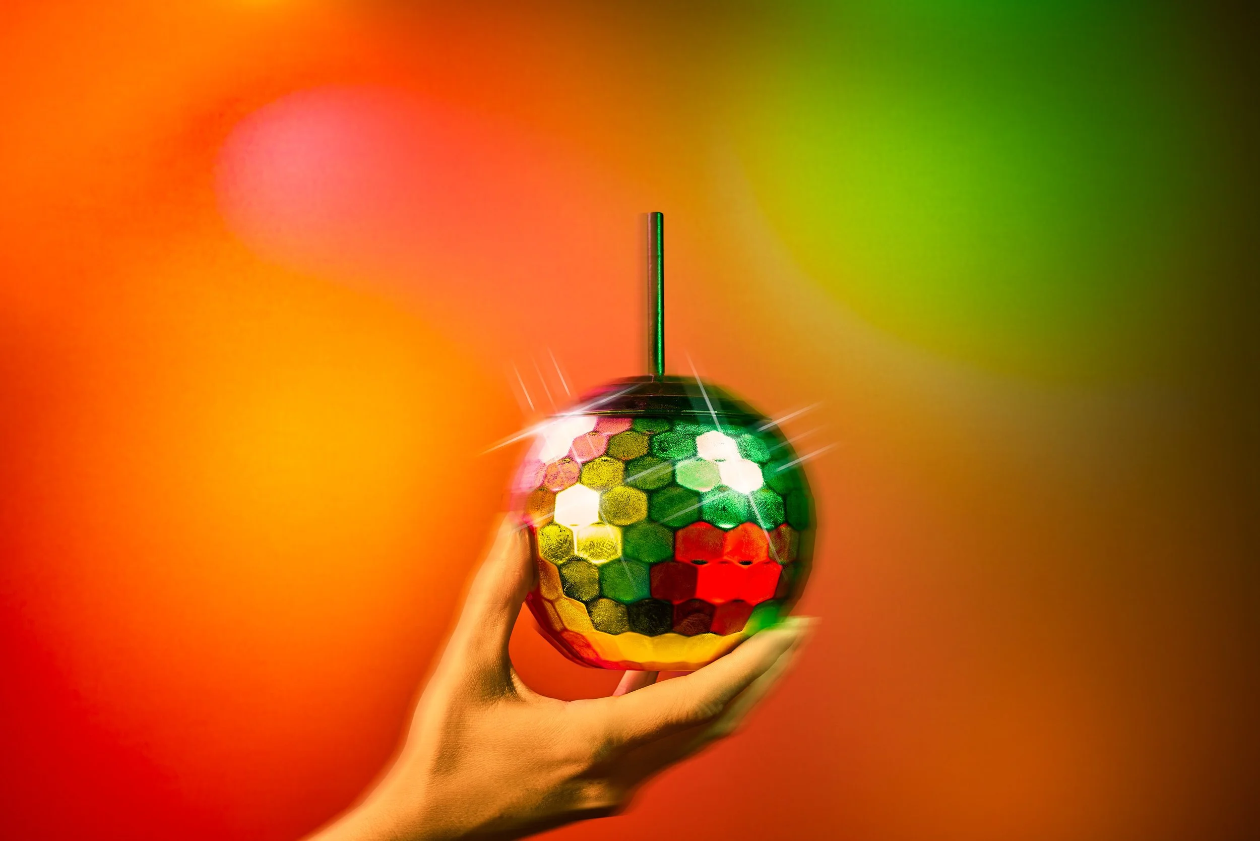 20260430_NEW_DRINKS_DISCOBALL_501.jpg
