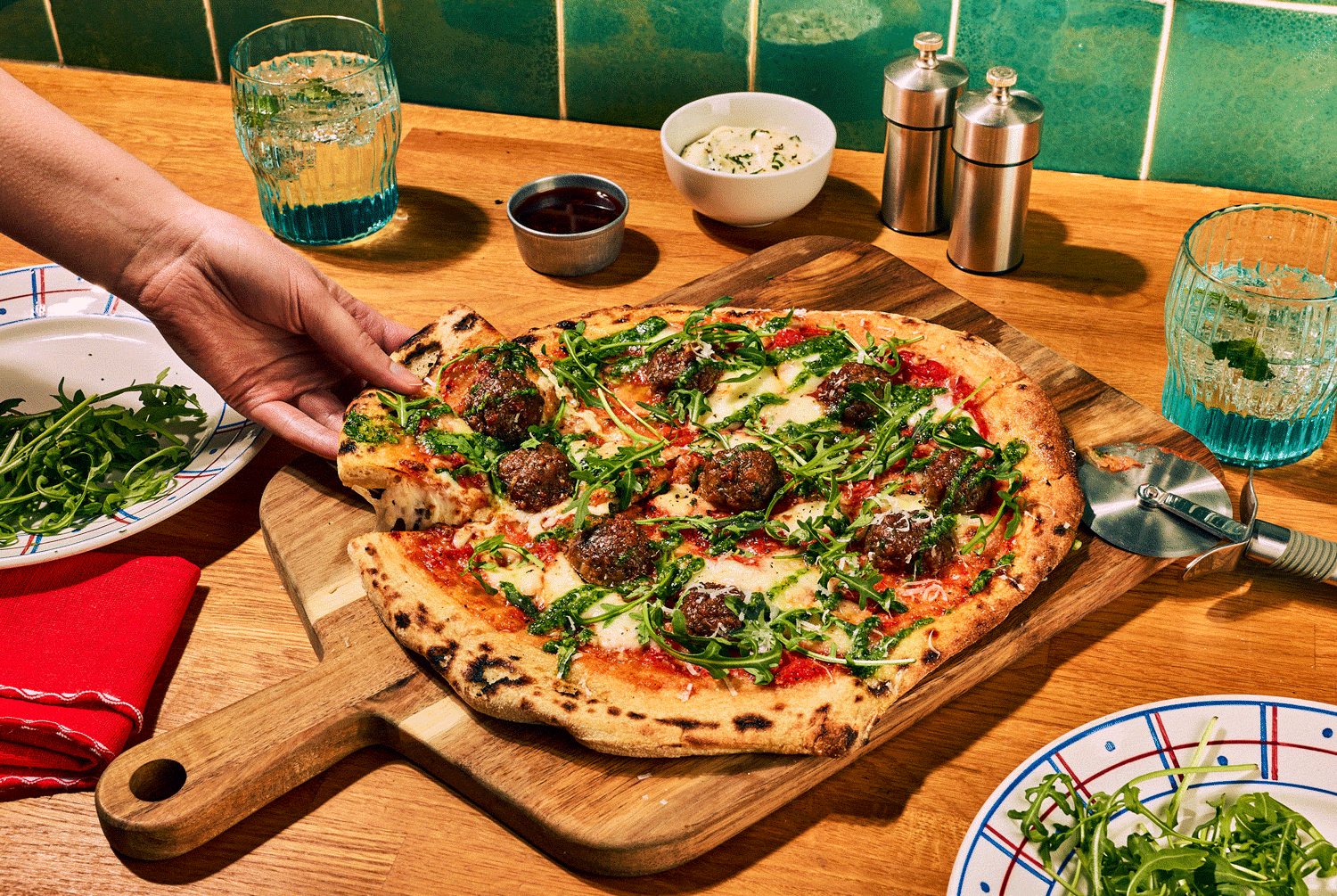 20260209_IMPOSSIBLE_FOODS_MEATBALL_PIZZA_2121-1.gif