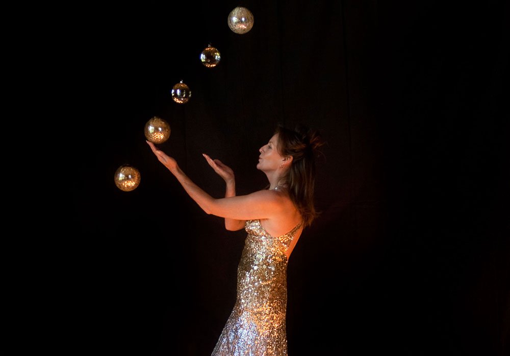 Linda Tolchard Soprano – beautiful vocals