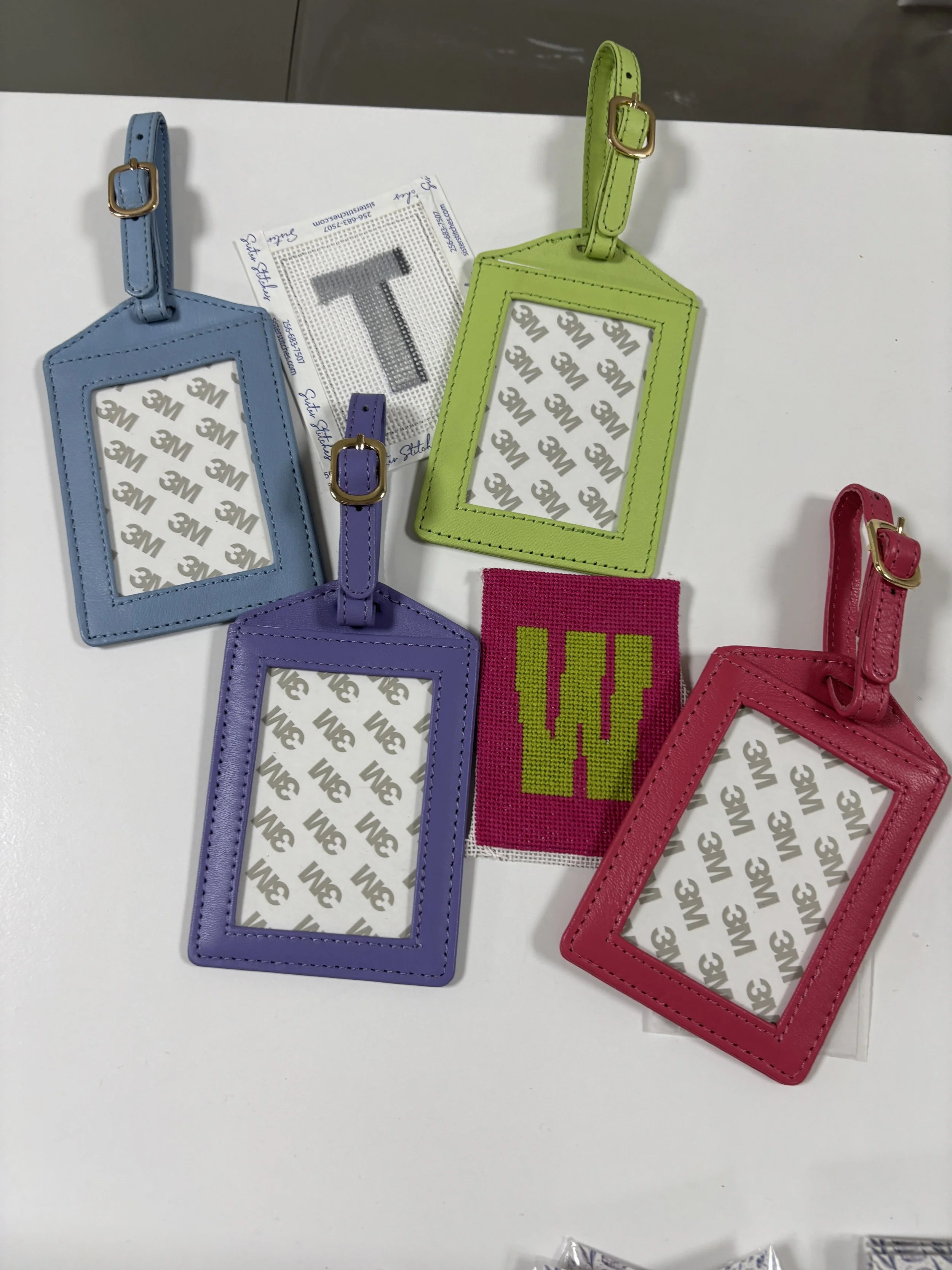 Self-Finishing Luggage Tag Class                      Saturday, November 15/10am - 12pm