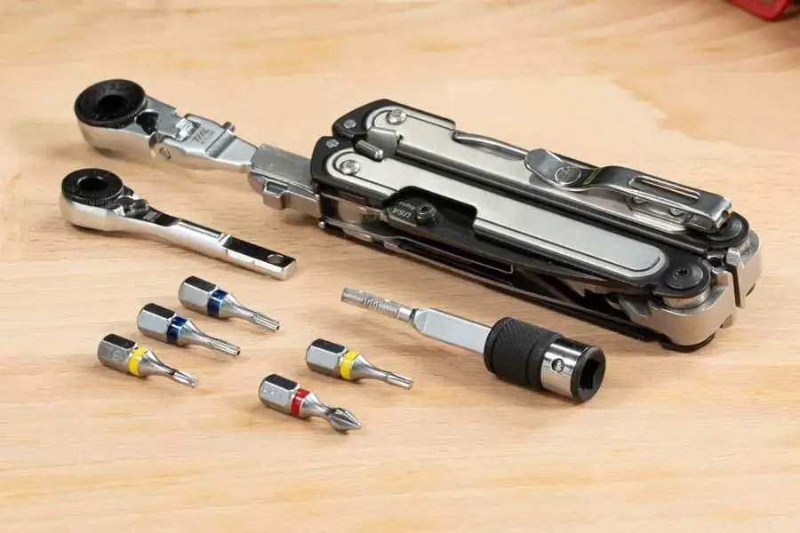 711L Leatherman socket adaper