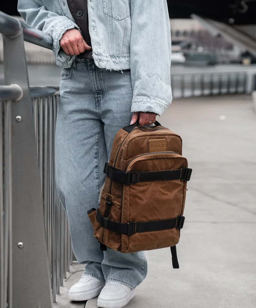 SHIFT-Backpack-Tan-Lifestyle-5.webp