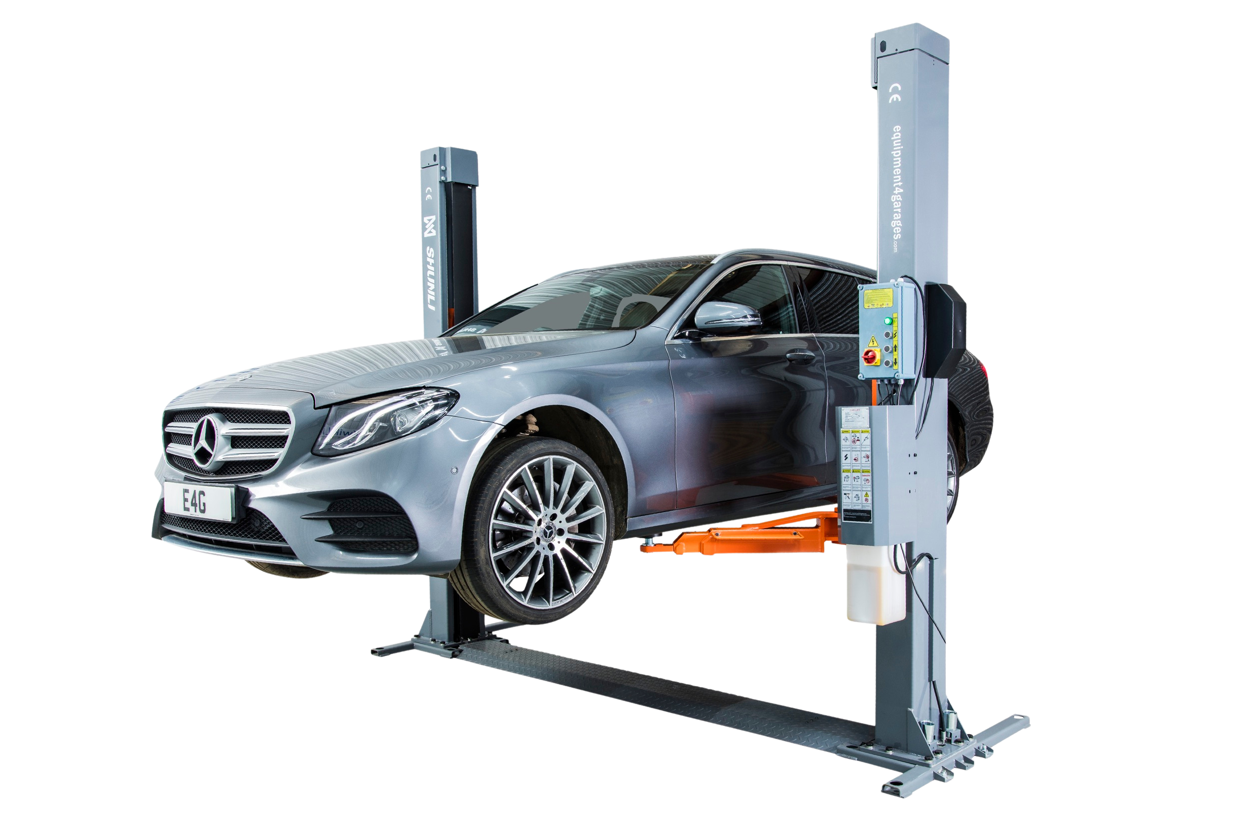 Taxi rental vehicle available in Liverpool for private hire drivers