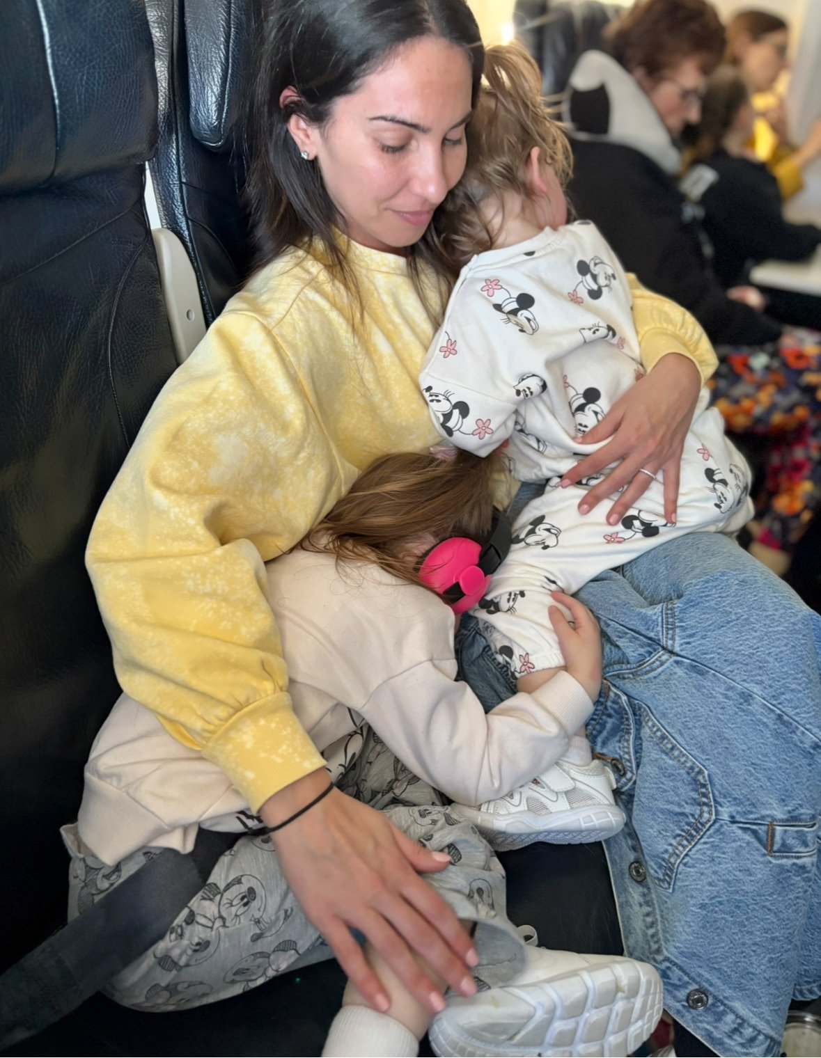 7 Must-Haves in Your Carry-On for Airplane Travel with Toddlers