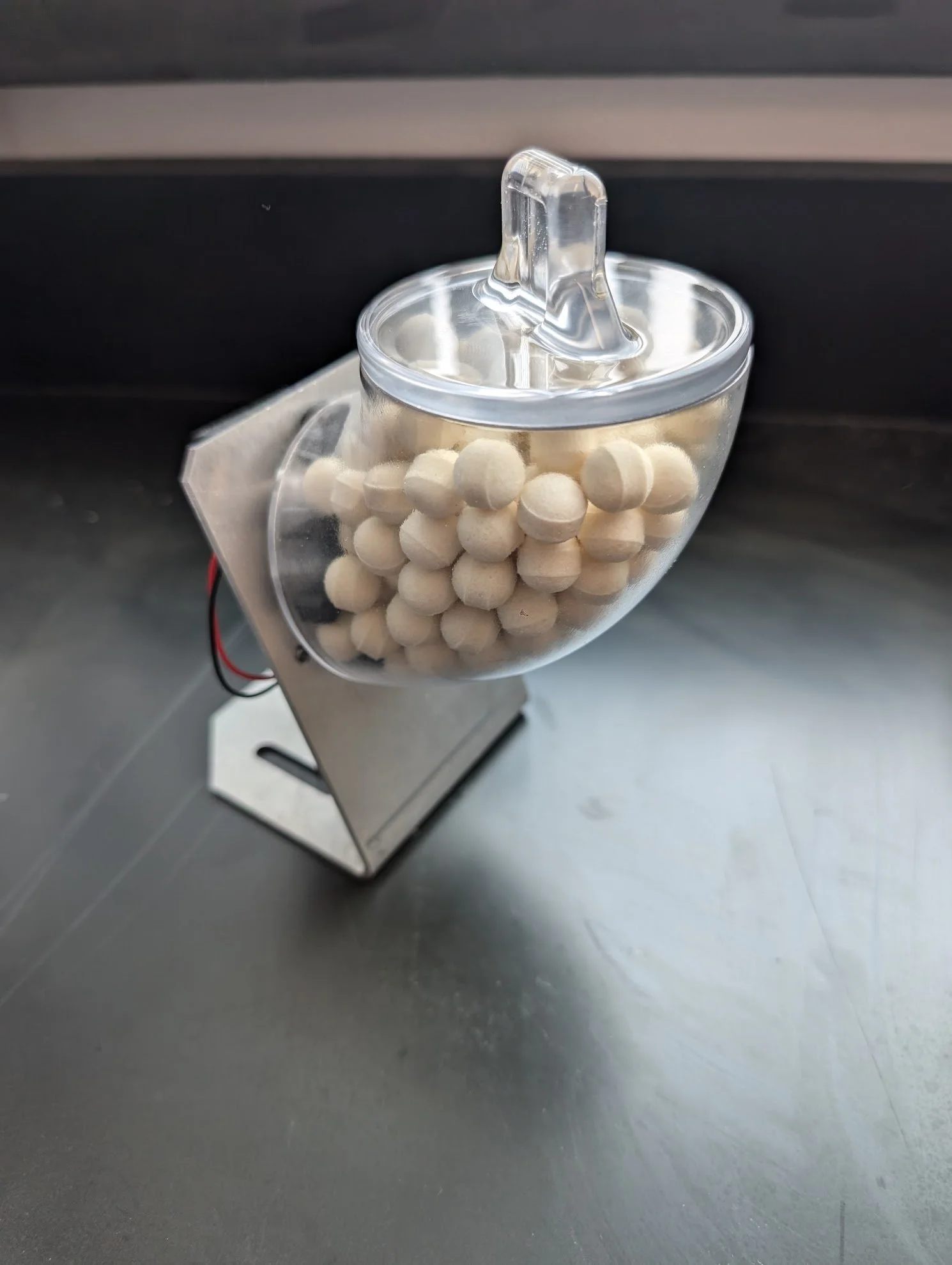 Dispenser 1