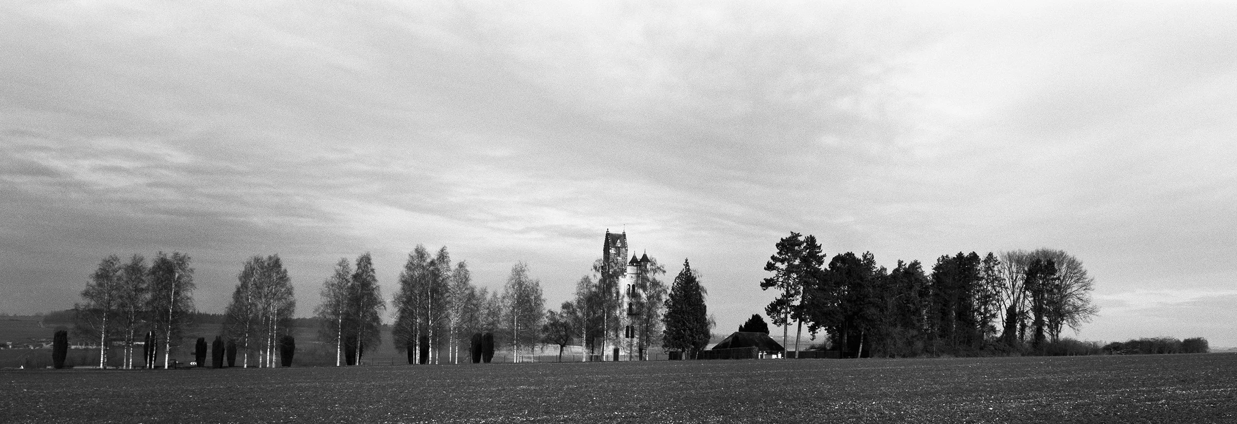 Ulster Memorial Tower.jpg