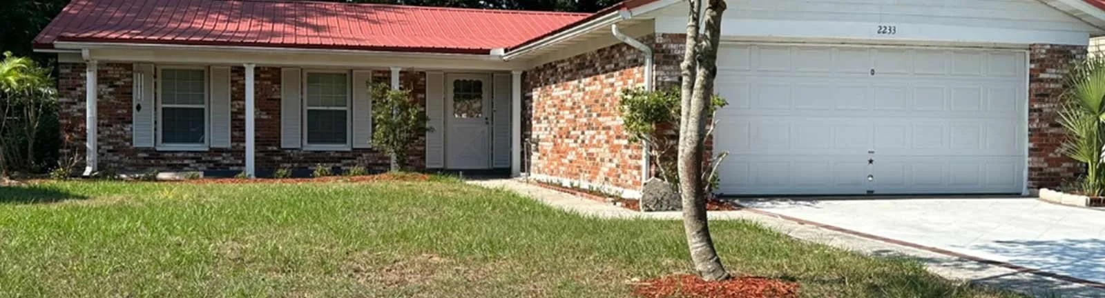 Sell a House With a Lien Despite Title Challenges