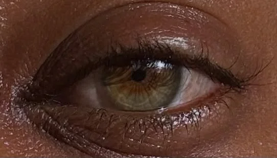 As I walk deeper down the path, I feel the water in my eyes growing stronger. 

I bow again and again.

Namo namah 

&bull;

#bluecypressbotanicals #groundedgracefulgolden #pupillaryfrill #water #waterinmyeyes