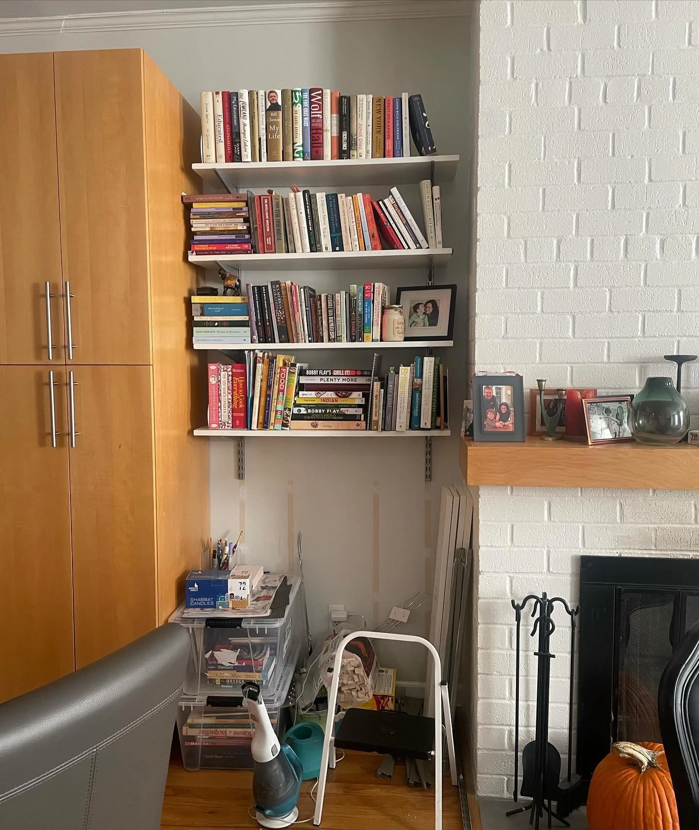 Kitchen Nook Before.jpg