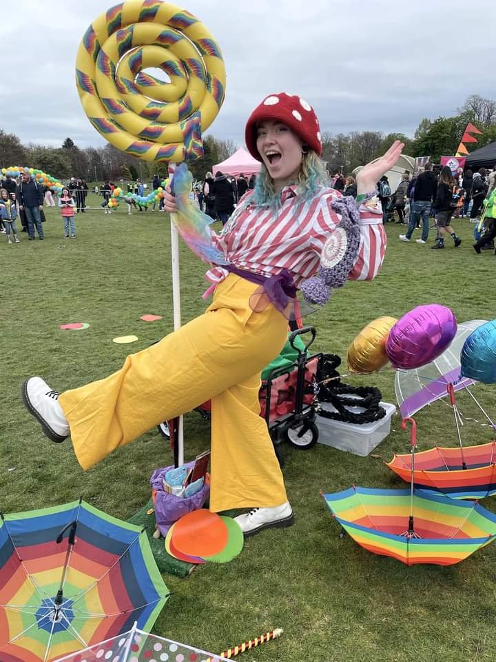 Mad Hatters of Moray (2023), The Candy Seller at MacMoray