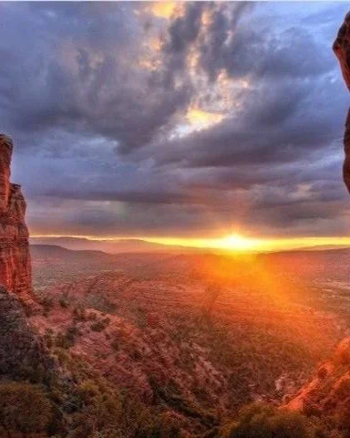 Why Sedona?

You don&rsquo;t need another getaway.
You need space.

Space to breathe deeper.
Space to move differently.
Space to remember who you are outside of your responsibilities.

There is something about Sedona, the red rocks, the quiet, the ex