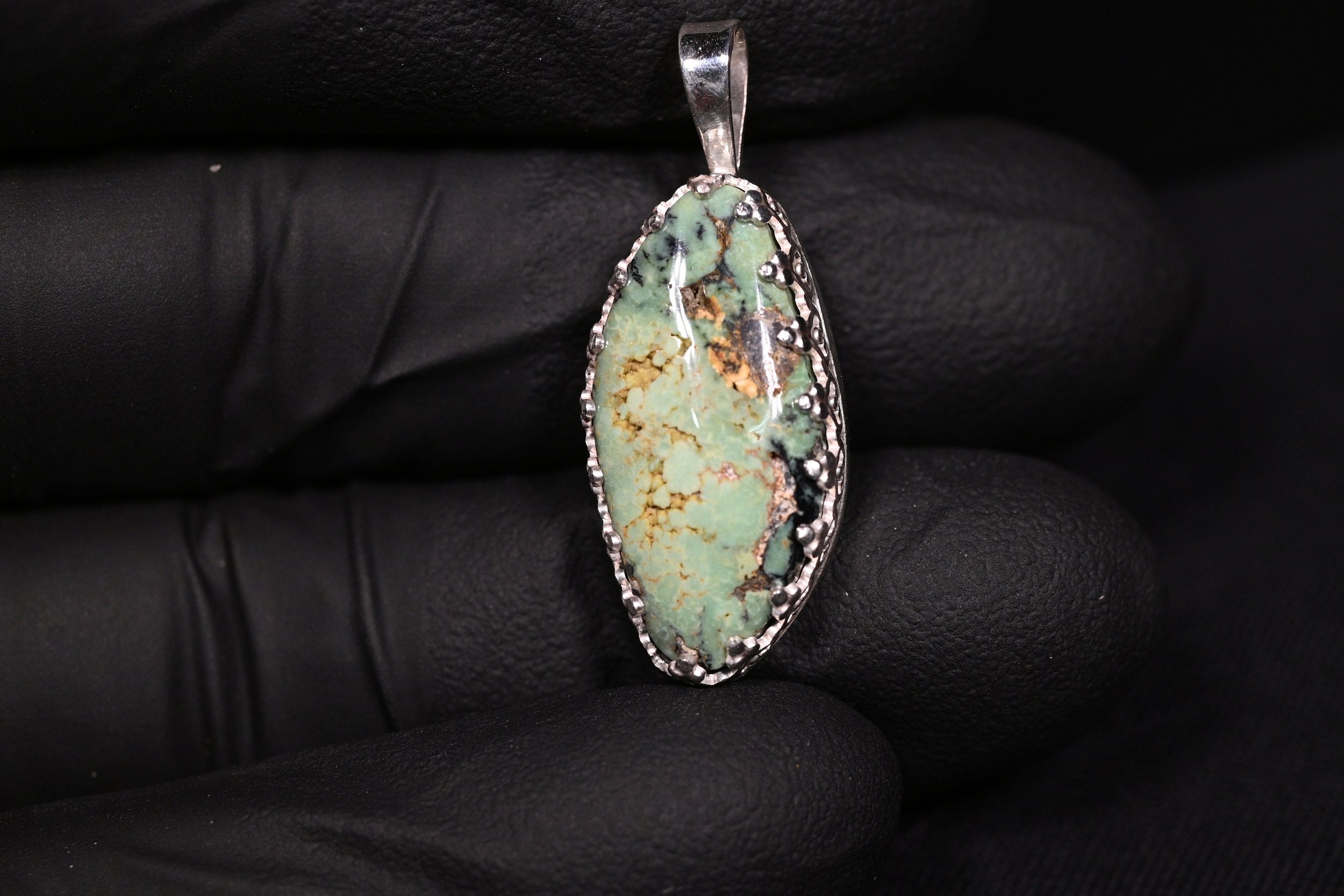 https://i.etsystatic.com/25451543/r/il/8a1a4a/5748636670/il_fullxfull.5748636670_ffei.jpg