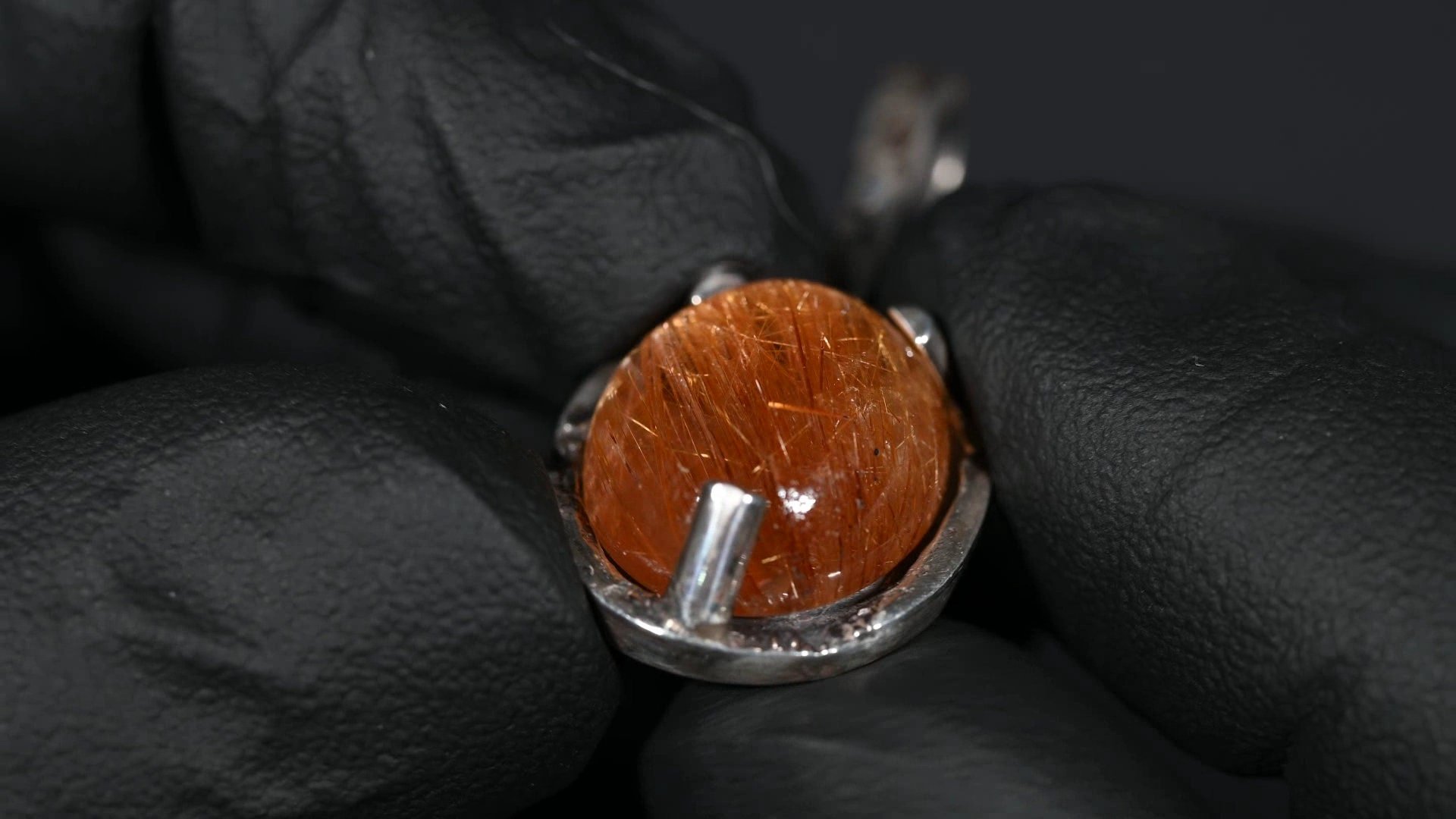 https://i.etsystatic.com/25451543/r/il/6f8152/5728748528/il_fullxfull.5728748528_tbyg.jpg