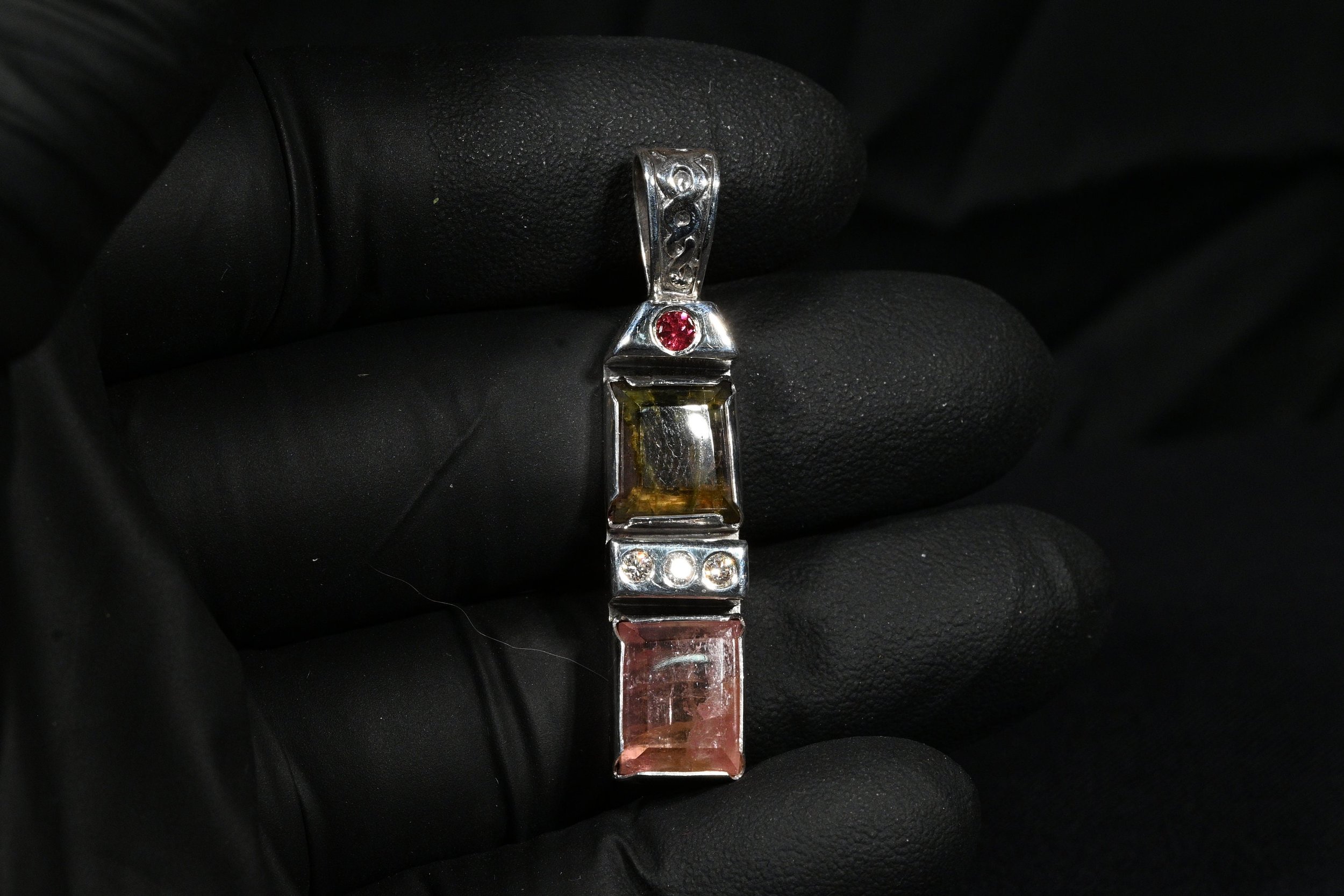 https://i.etsystatic.com/25451543/r/il/aa828b/5945690616/il_fullxfull.5945690616_6w9h.jpg