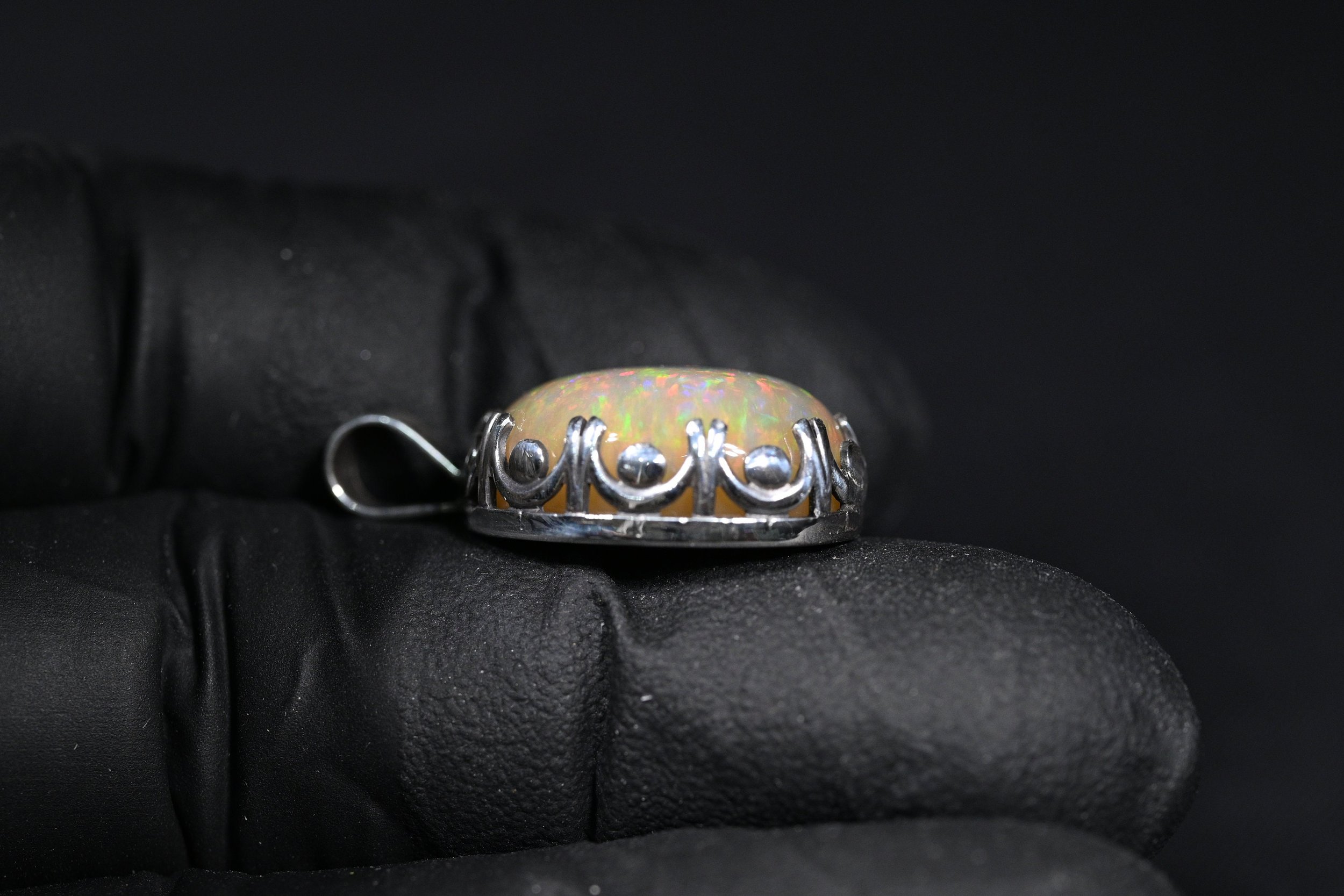 https://i.etsystatic.com/25451543/r/il/4409f4/5833250356/il_fullxfull.5833250356_lzkq.jpg