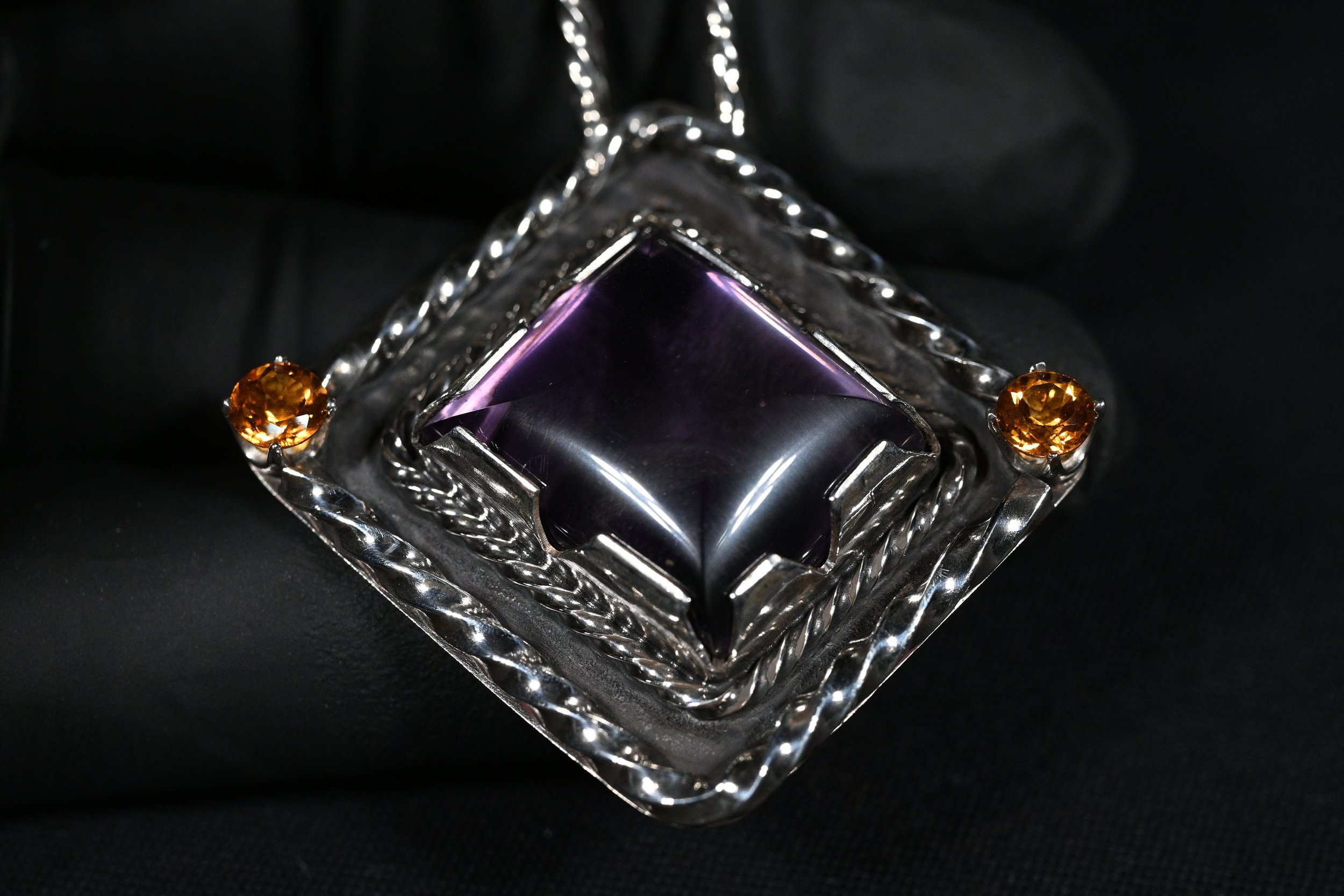 https://i.etsystatic.com/25451543/r/il/9a8fd9/5789254330/il_fullxfull.5789254330_5mpz.jpg