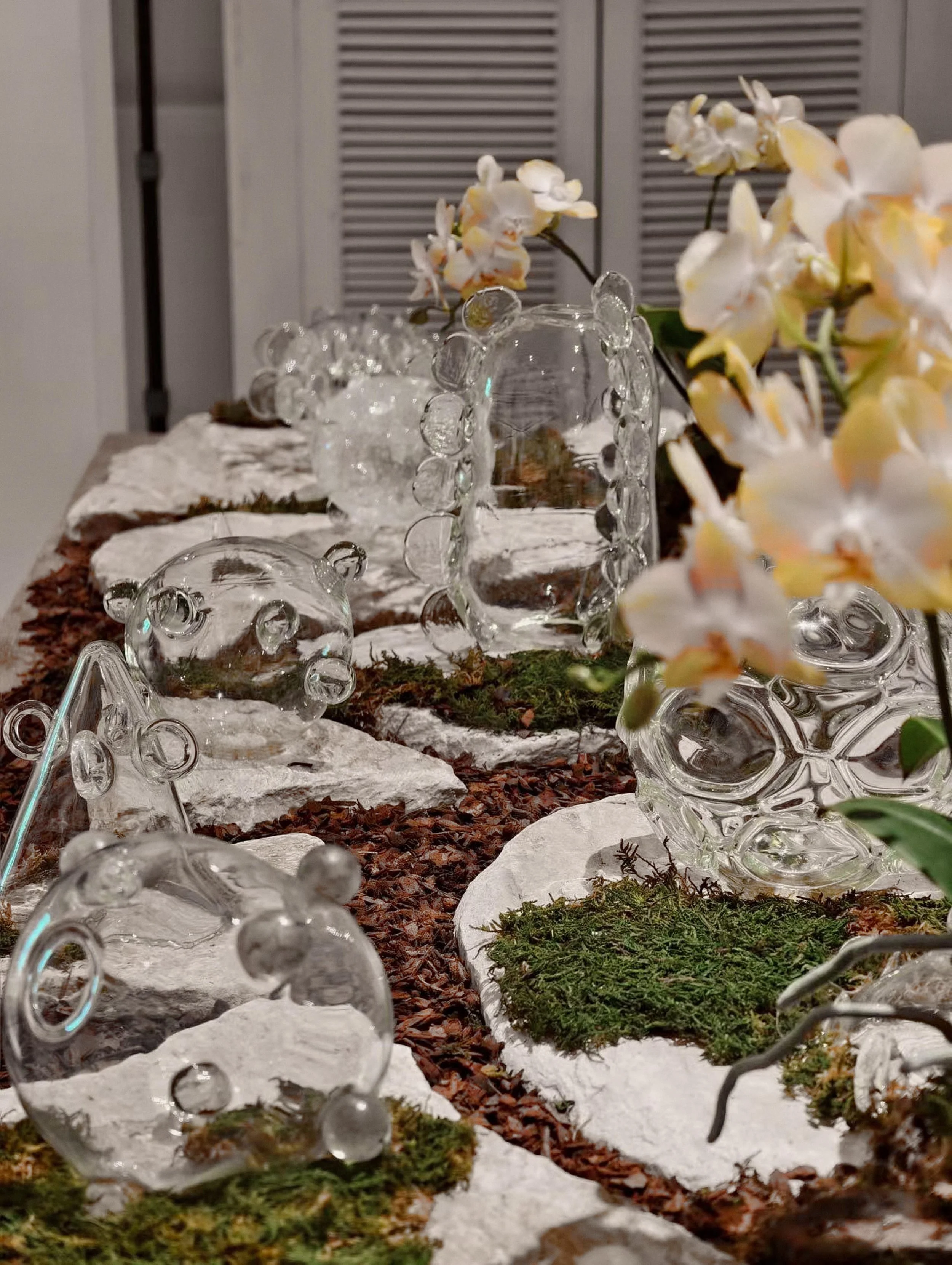 杜蒙  ，《从前有一个故事》，2017，玻璃、综合材料，尺寸可变_5.jpg