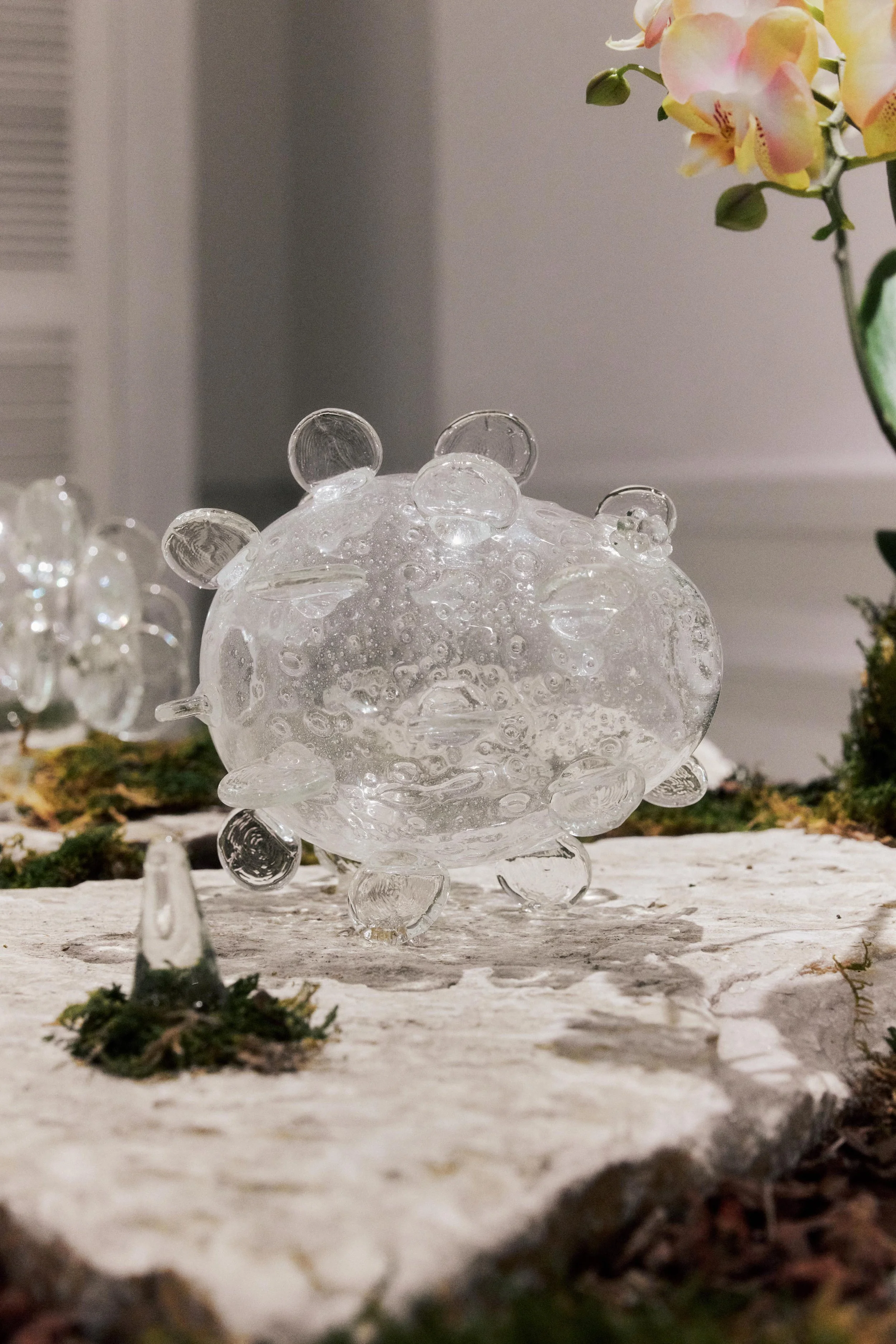 杜蒙  ，《从前有一个故事》，2017，玻璃、综合材料，尺寸可变_4.jpg