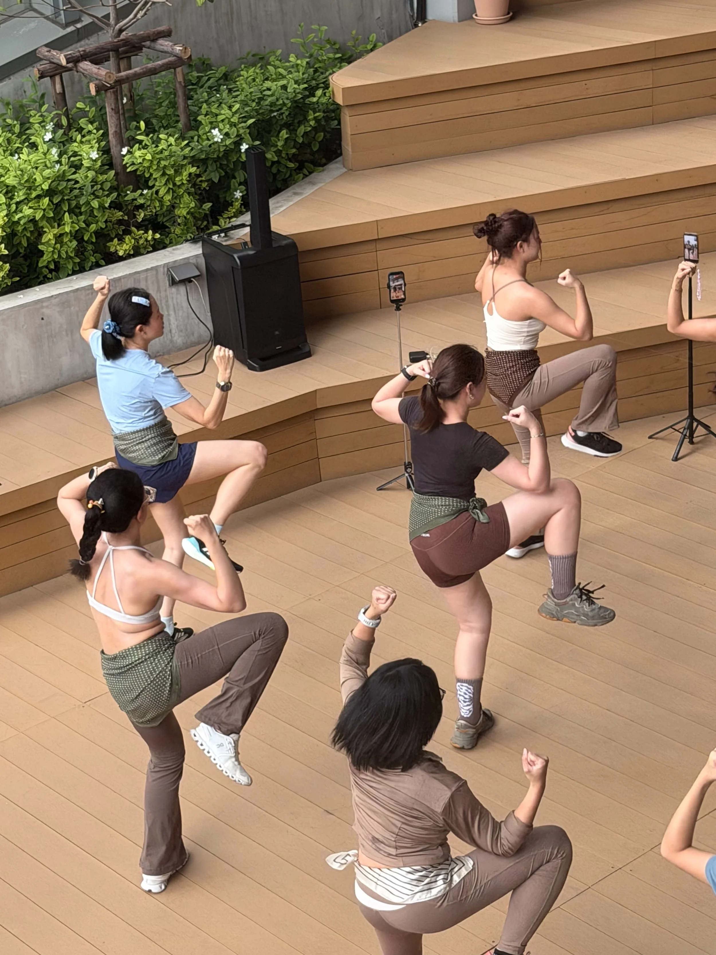 LINE_ALBUM_TC Aerobic 26.6.69_260629_30.jpg