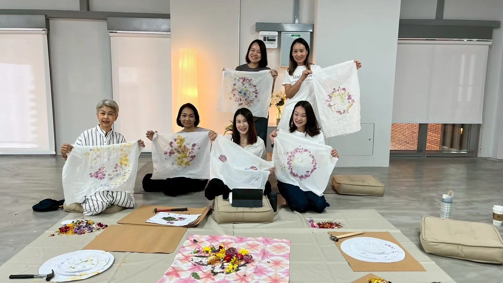 LINE_ALBUM_26.07.25 Flower Mandala (3rd Space)_260519_6(1).jpg