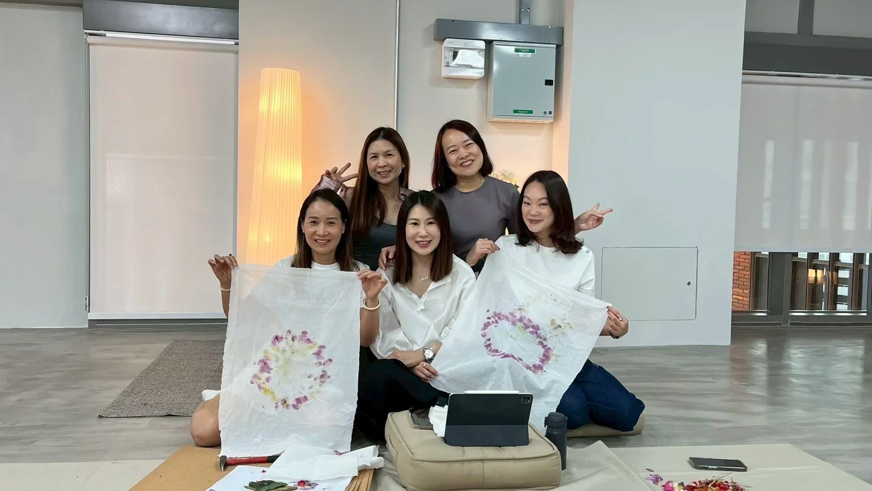 LINE_ALBUM_26.07.25 Flower Mandala (3rd Space)_260519_3.jpg
