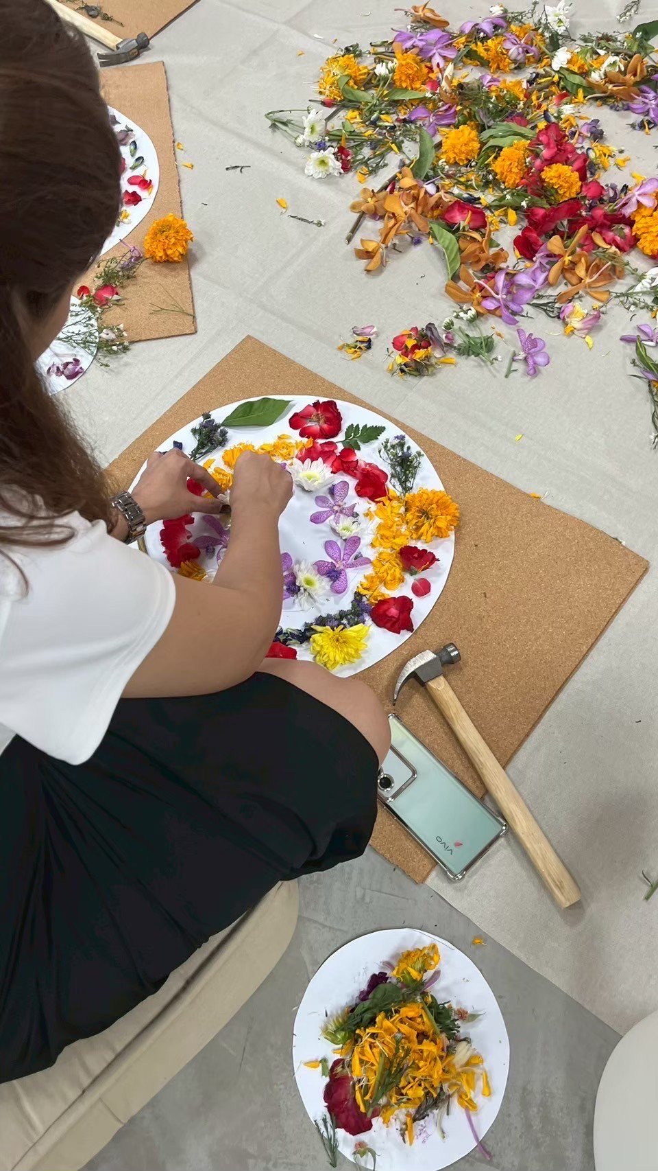 LINE_ALBUM_26.07.25 Flower Mandala (3rd Space)_260519_2(1).jpg