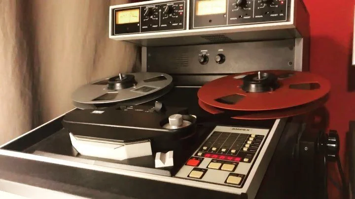 Mastering done ✅😉, 12 track album, stay tuned 🗽#fullbodied  #sonicmastering #marseille #mastering #ampexatr102 #mastertape #soundengineer #musicstudio thanks to @coxinhell 🎛🎚🎙 @tonydavismusic🎸 @ayna_iv 🎻 feat #publicdomain 🎙