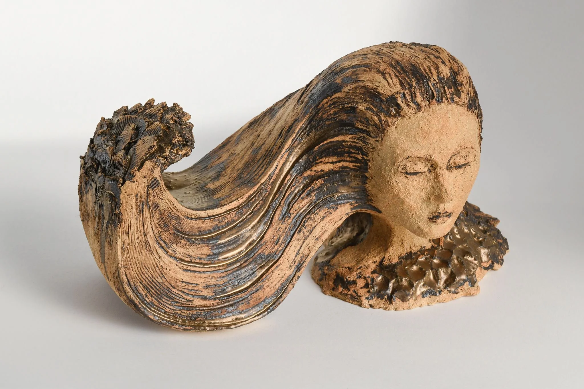 Francesca Flynn Goddess of The Waves Sculpture.jpg