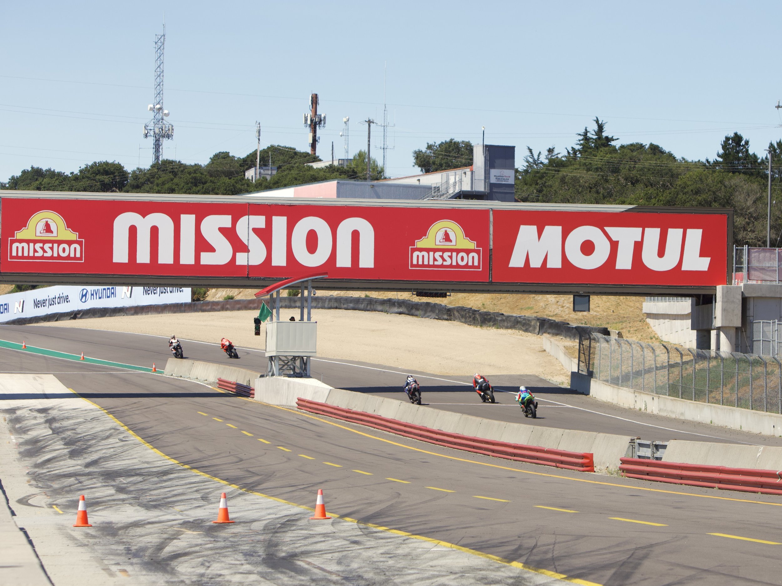 Laguna front straight 2.jpeg