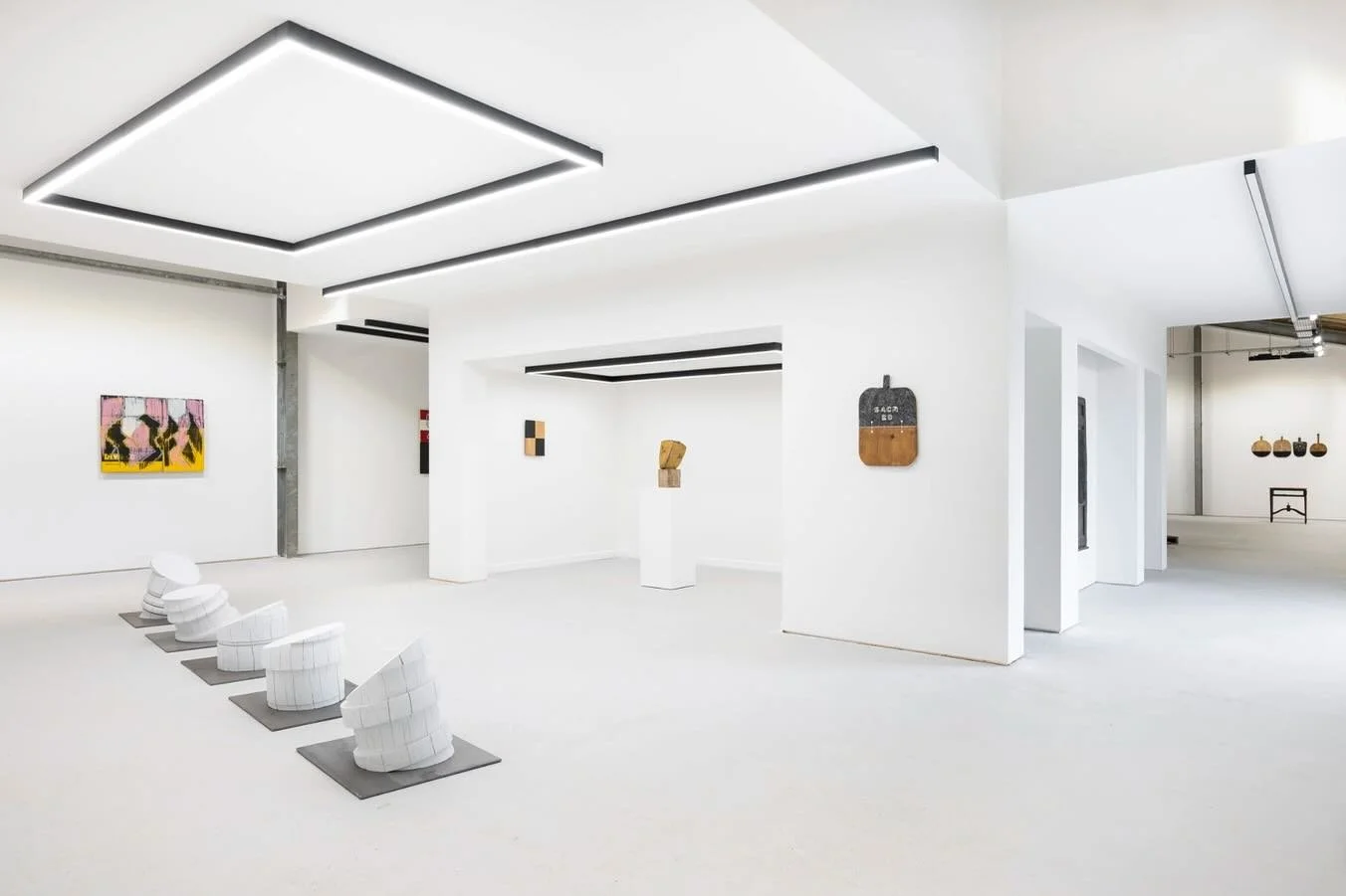 Simon ALLISON / Works70 at Far Far Gallery curated by Benjamin Parsons.

Fabulous exhibition in amazing new gallery set up by Simon and Jane Allison is now open. Visit as soon as you can&hellip;

@simonallisonsculpture @farfargallery #benjaminparsons