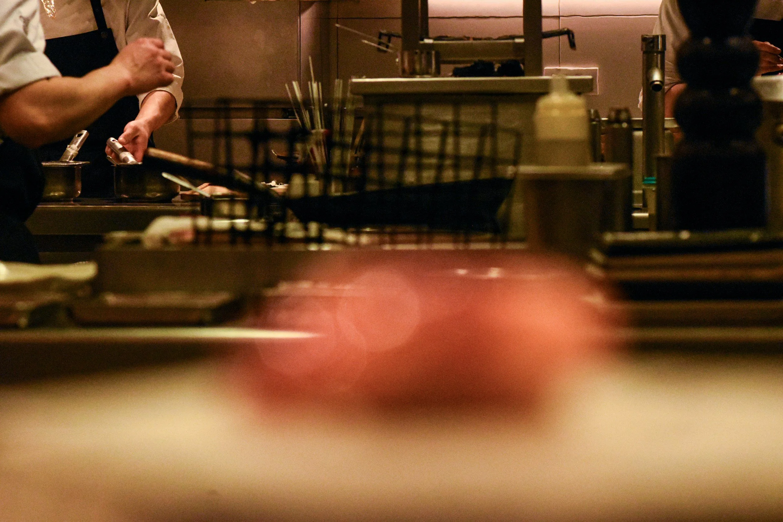 f&b_restaurant_blur