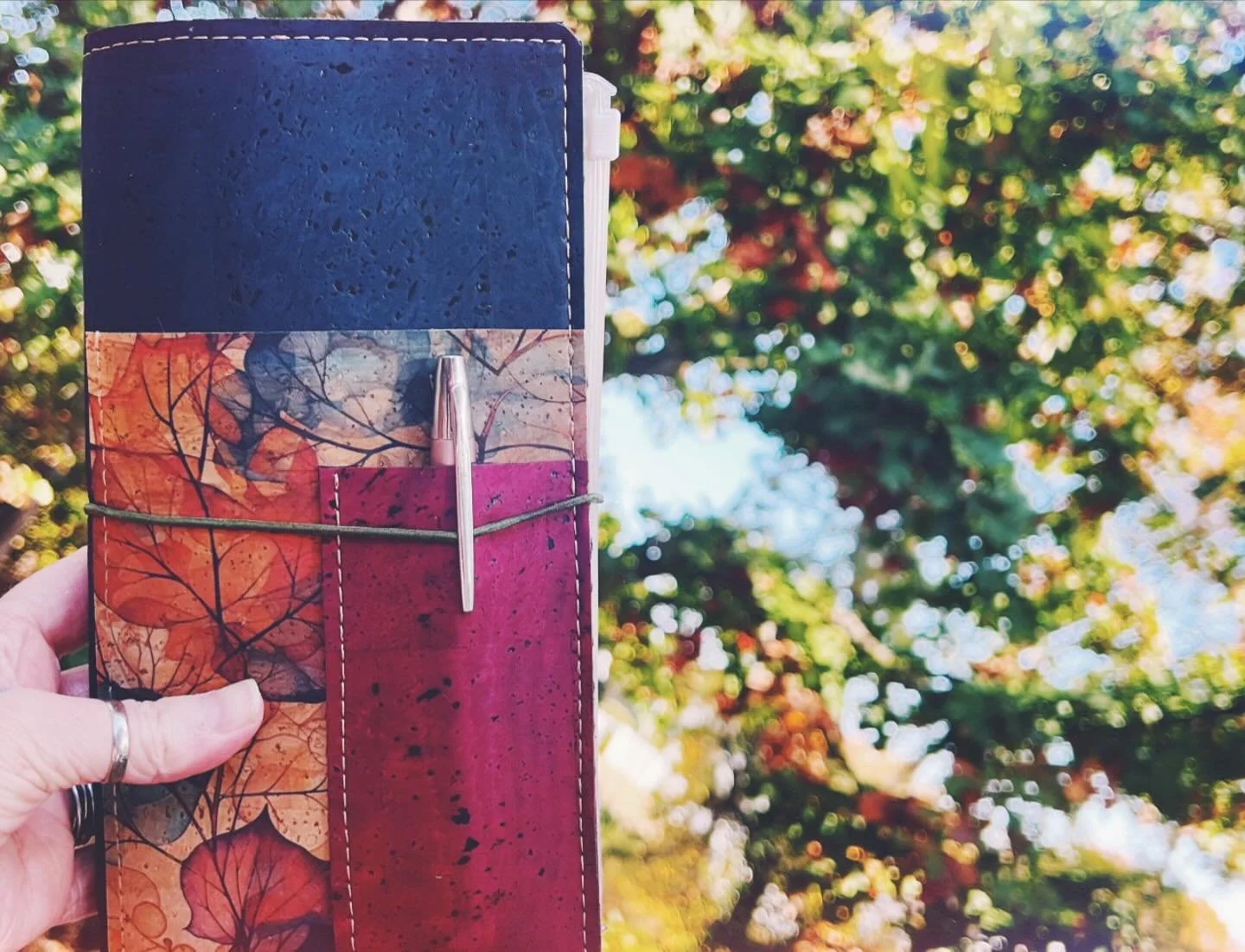 You guys!! Here&rsquo;s a sneak peek of some goodness coming in November. Stay tuned for more details and how you can get your hands on this beauty of a pattern from @documented.journey &lsquo;s newest collection&hellip;#autumnleaves #documentedjourn